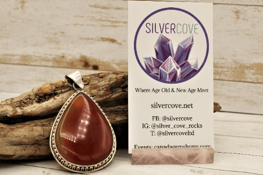 Natural Carnelian Gemstone Pendant Necklace for Women - Healing Crystal Jewelry for Energy & Confidence - Perfect for Meditation, Yoga & Everyday Wear