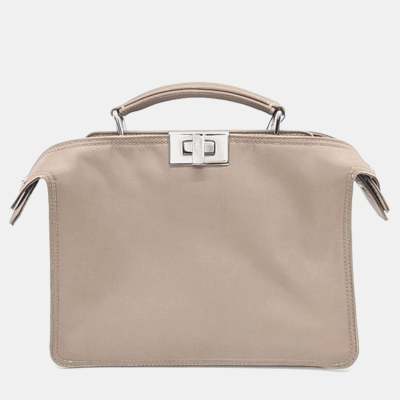 The Timeless Companion: A Story of Elegance and Convenience