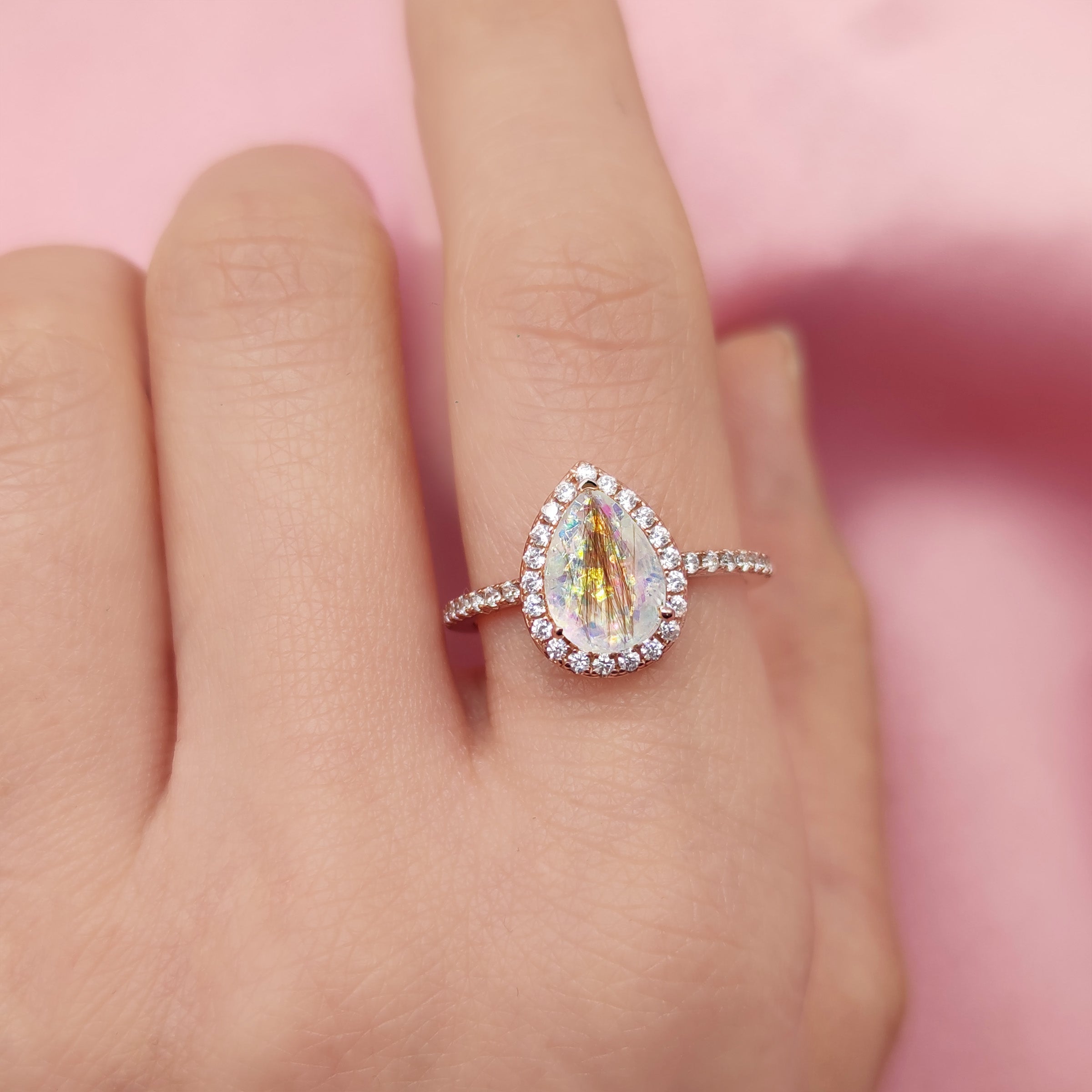 Solid Gold Teardrop Pet Hair & Fur Halo Ring - Elegant Jewelry for Pet Lovers, Perfect for Memorial Keepsakes & Special Occasions