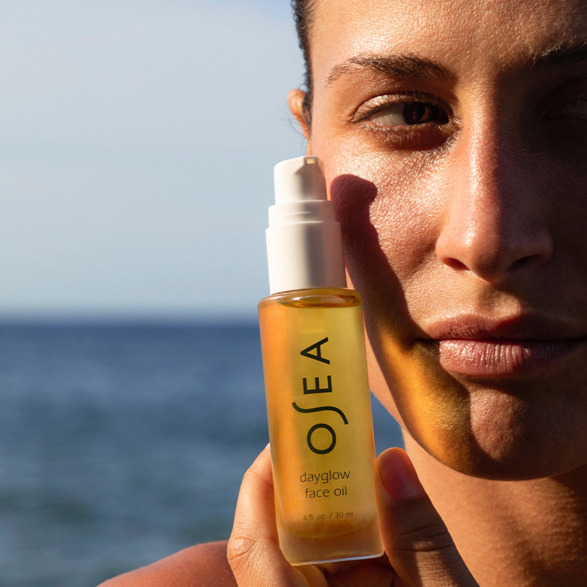 Dayglow Face Oil - Natural Glow Boosting Facial Oil for Radiant Skin | Hydrating & Nourishing | Perfect for Daily Skincare & Nighttime Routine
