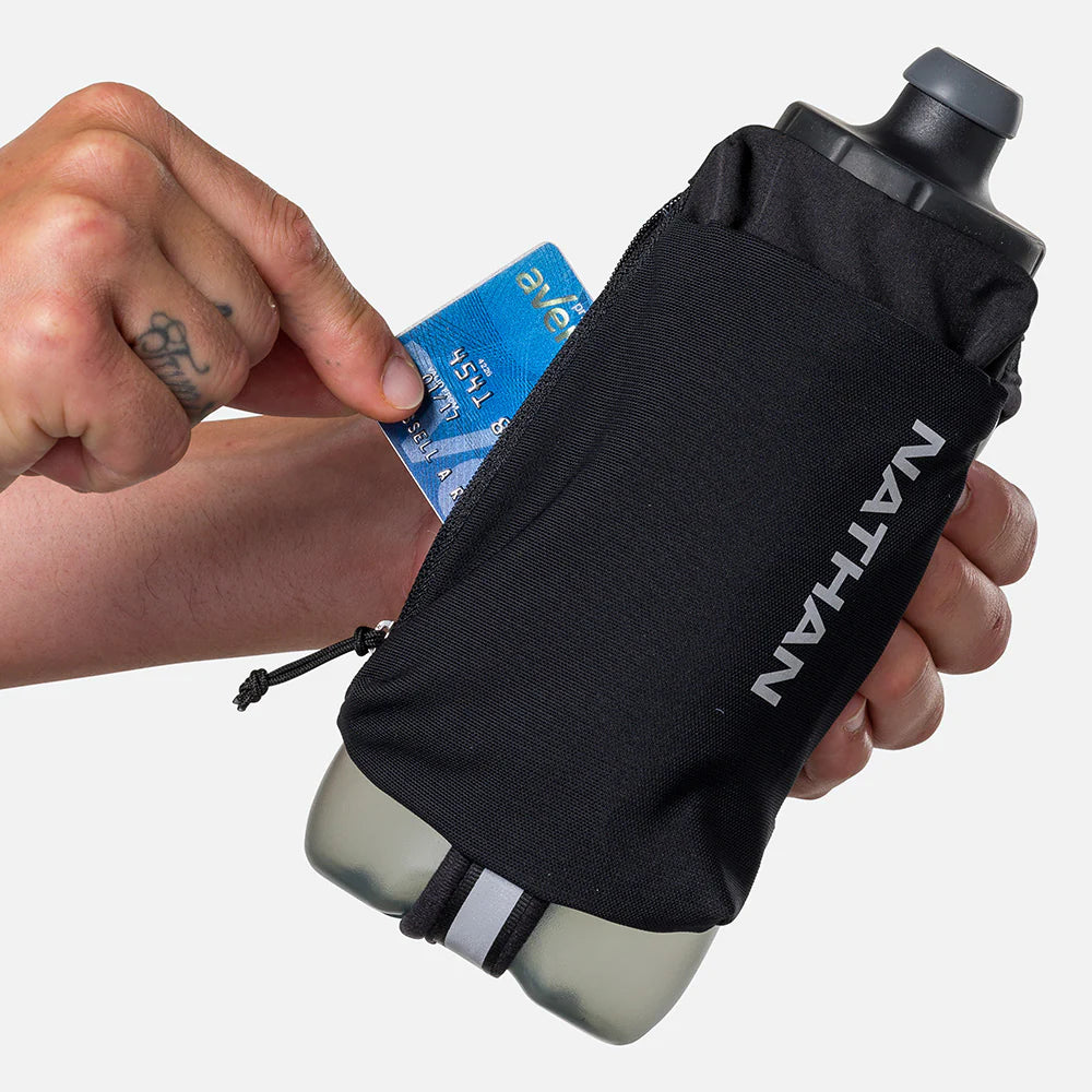 SpeedDraw 2 Insulated Stainless Steel Flask 22oz (650ml) - Double-Walled Vacuum Water Bottle for Hot & Cold Drinks - Perfect for Camping, Hiking & Outdoor Adventures (Black/Reflective Silver)