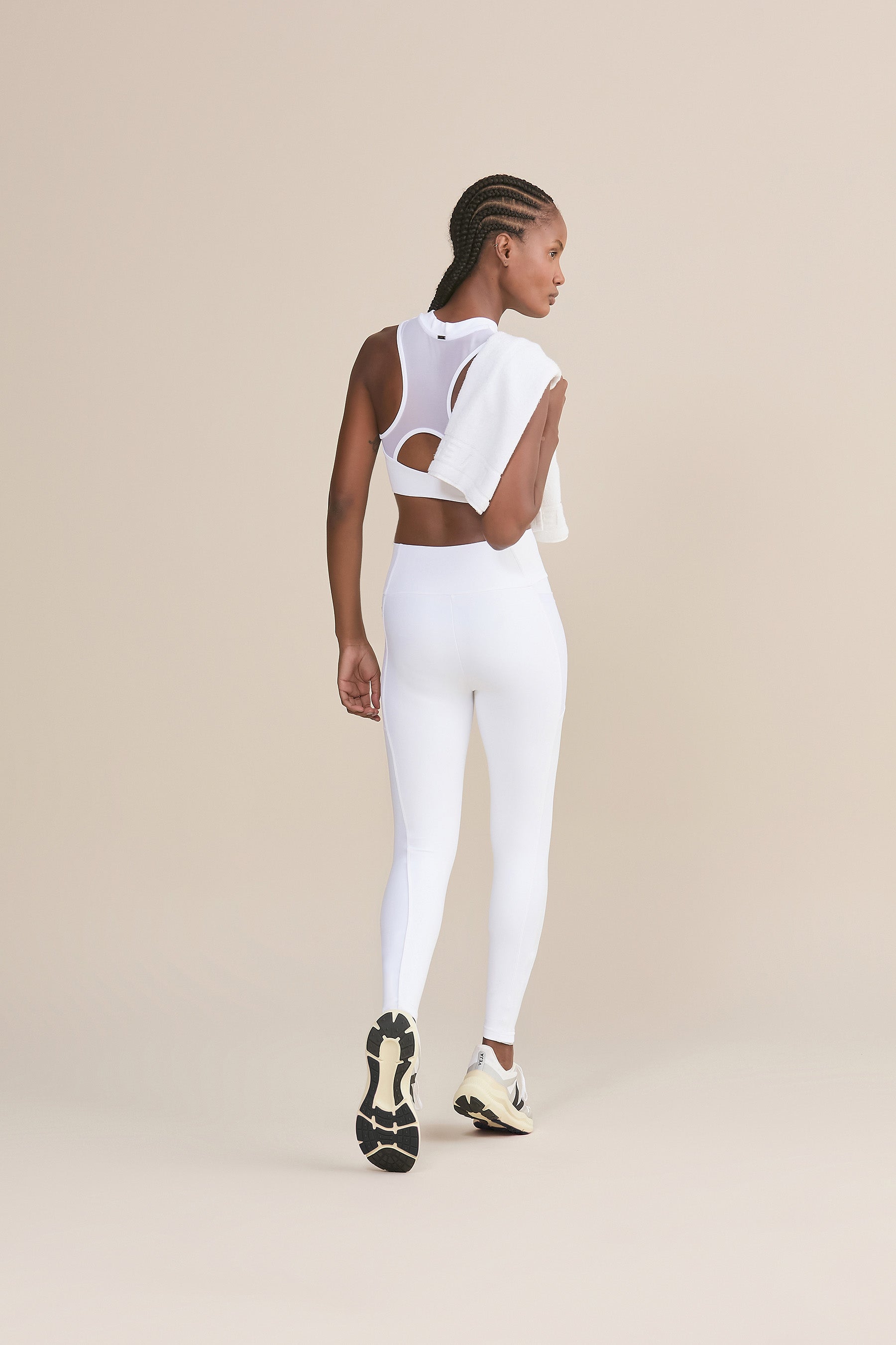 Zip Upfit Tulle Power White Sports Bra - High Impact Workout Top for Running, Yoga & Gym - Breathable Comfort for Active Women