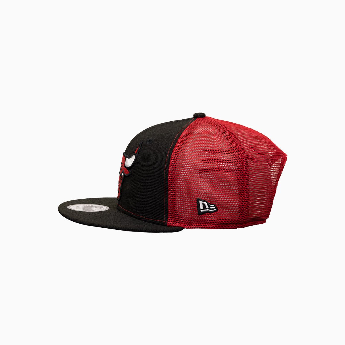 Chicago Bulls 6X World Champions NBA 9Fifty Snapback Trucker Hat - Official NBA Licensed Cap for Men & Women - Perfect for Basketball Games, Streetwear & Sports Fans