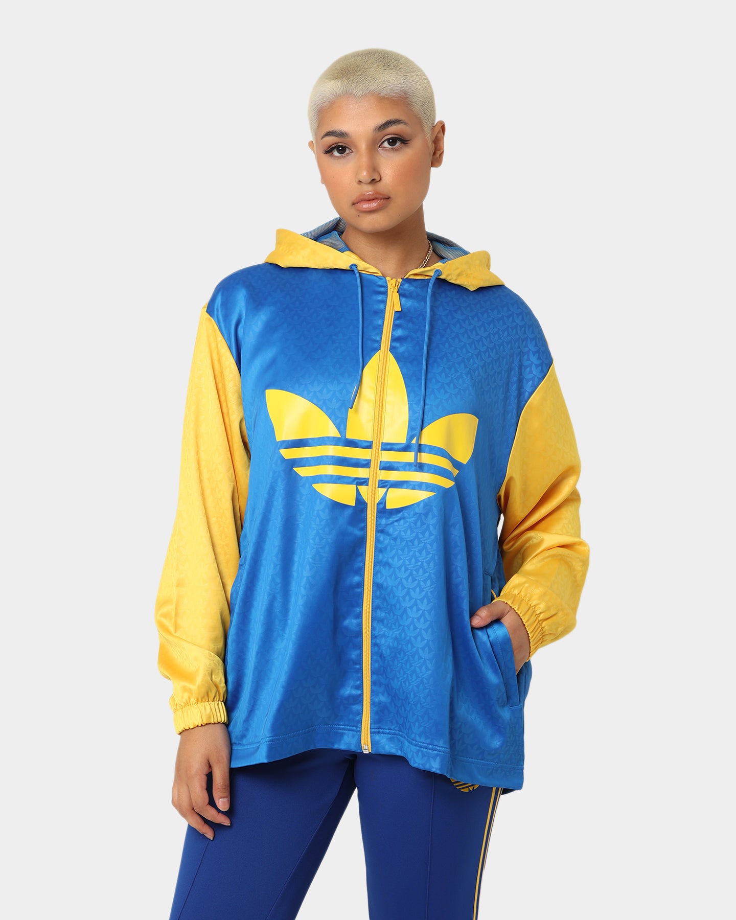 Adidas Adicolor Women's Colorblock Windbreaker Jacket - Bluebird | Lightweight Water-Resistant Running & Outdoor Sports Hoodie