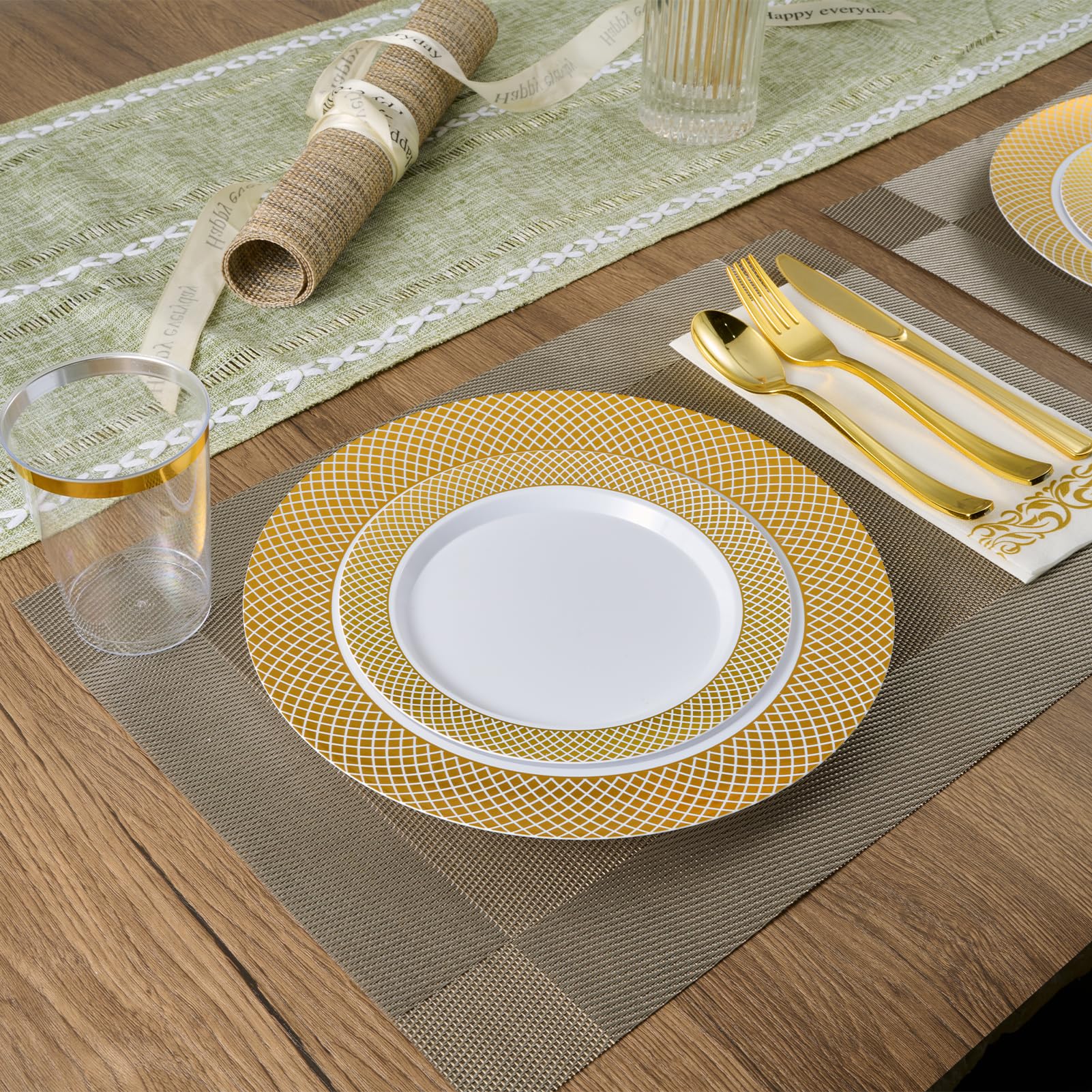 FOCUSLINE 102-Pack Gold Plastic Plates Set - 51 Elegant 10
