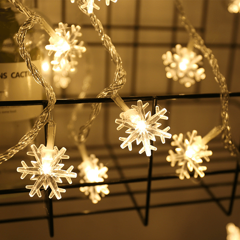 Snowflake Christmas Fairy String Lights - 50 LED Winter Holiday Decorations for Indoor & Outdoor Use - Perfect for Christmas Trees, Windows, and Party Decor