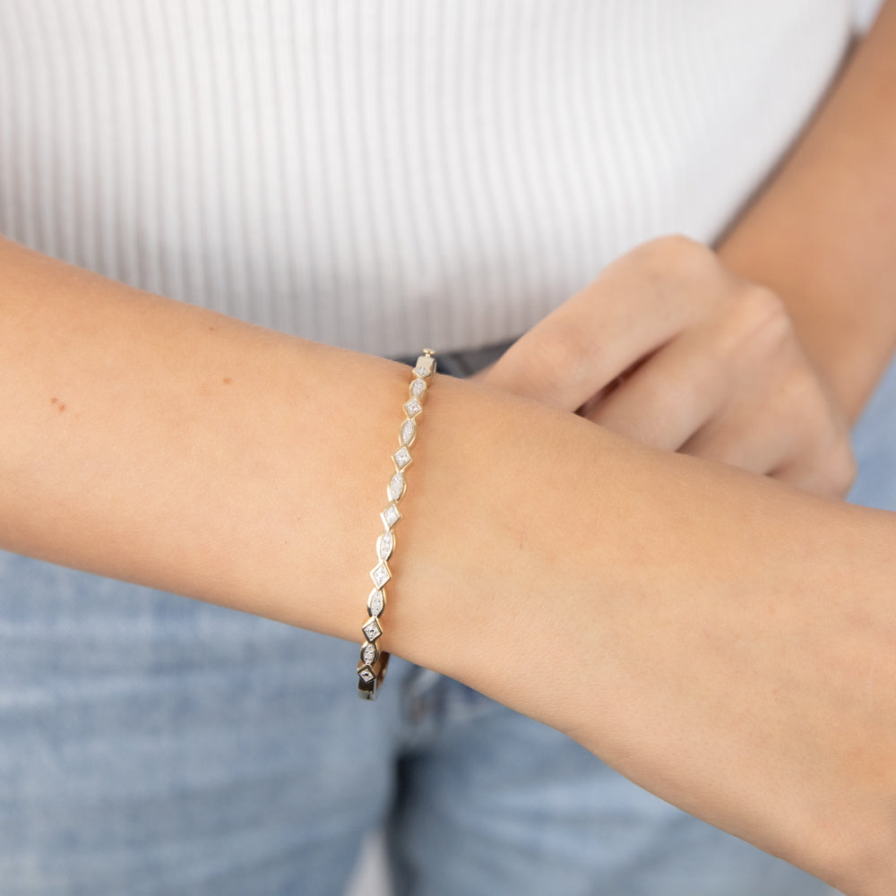 19 Diamonds Gold Plated Silver Fancy Bangle Bracelet - Elegant Jewelry for Parties, Weddings & Special Occasions
