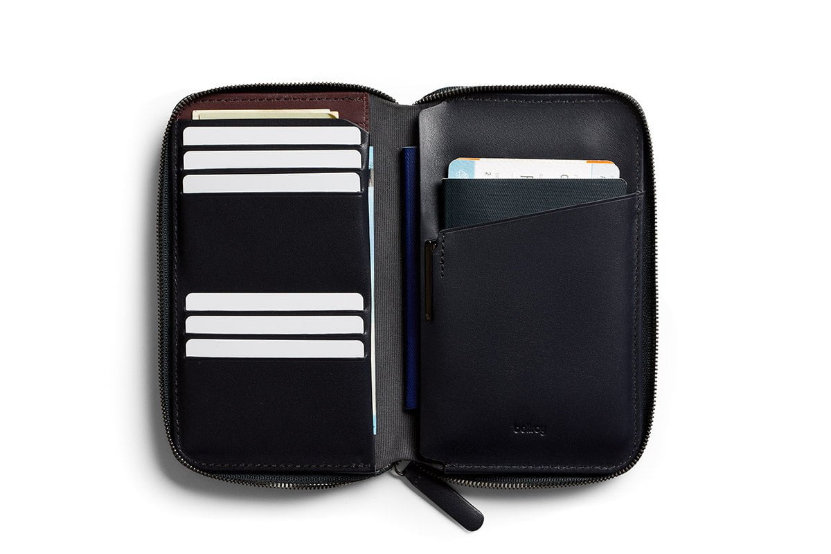 Bellroy Travel Folio Second Edition - Premium Leather Passport Holder & Travel Wallet for Men & Women - Perfect for Airports, Business Trips & International Travel