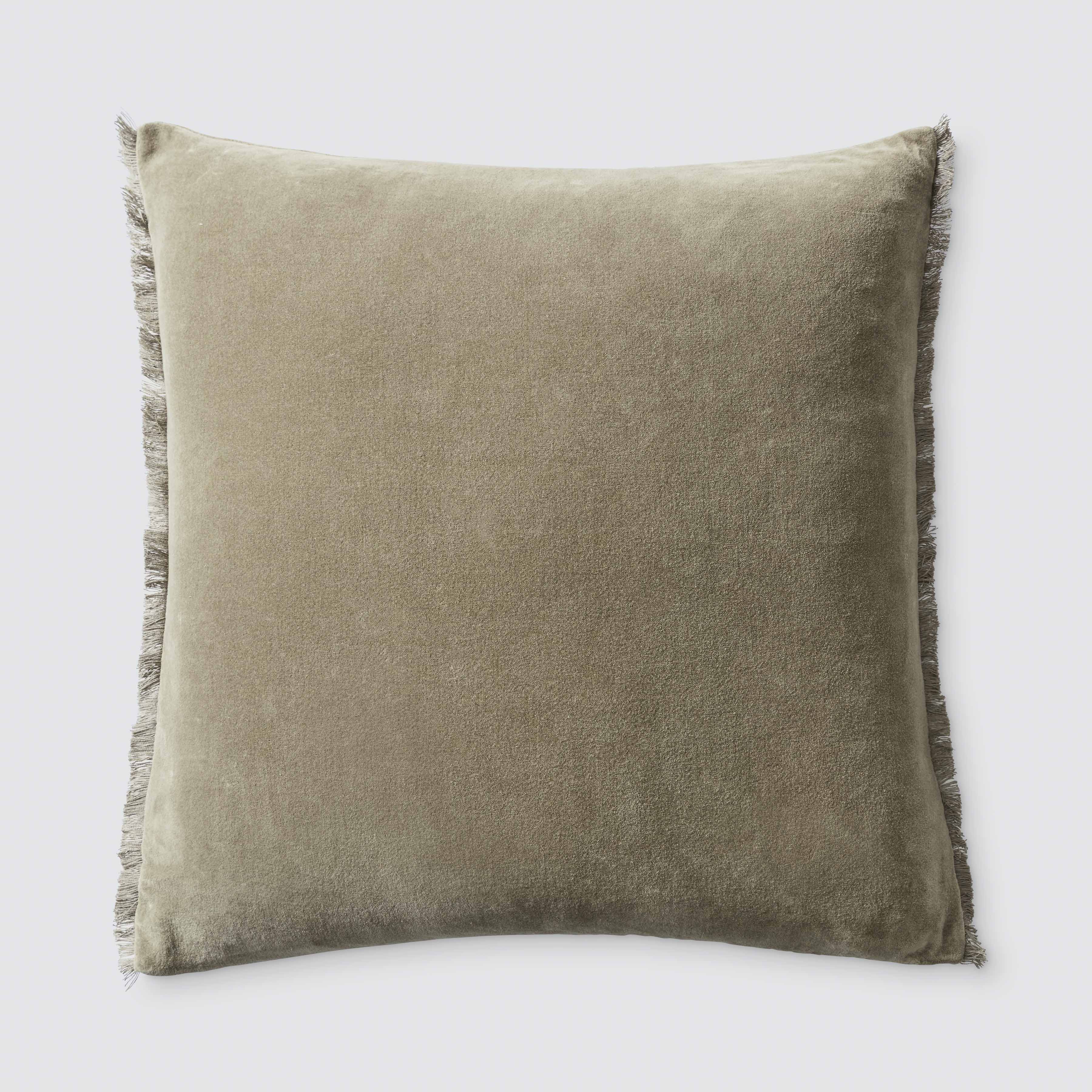 Luxury Velvet Throw Pillow Covers - Soft Decorative Cushion for Sofa, Bed & Home Decor - Elegant Living Room & Bedroom Accent - Set of 2 (18x18 Inches)