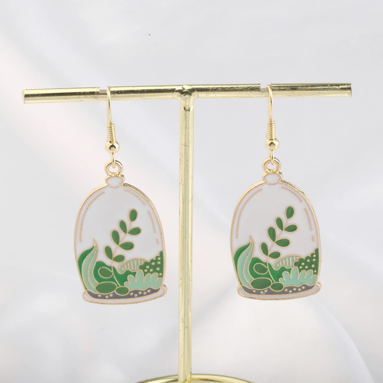 FUSTMW Green Cactus Dangle Earrings - Trendy Botanical Jewelry for Women | Perfect Gift for Plant Lovers, Boho Fashion & Summer Outfits