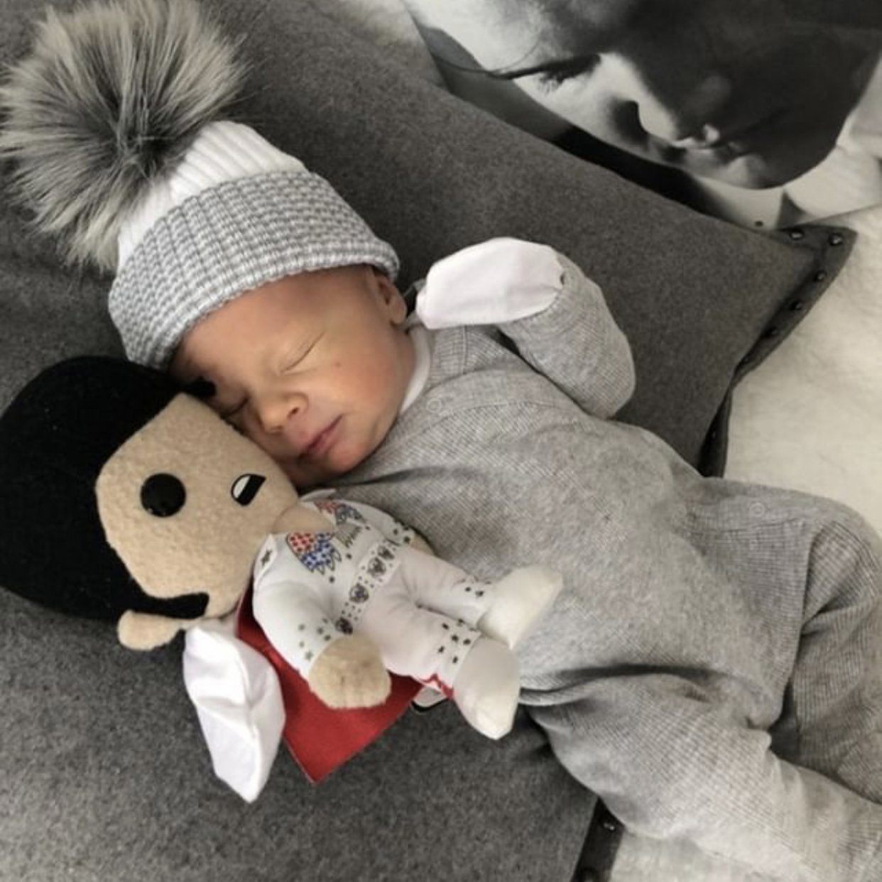 Grey & White Faux Fur Pom Pom Hat - Winter Beanie for Women - Cozy Knit Hat with Faux Fur Ball - Perfect for Cold Weather, Snow Days & Outdoor Activities