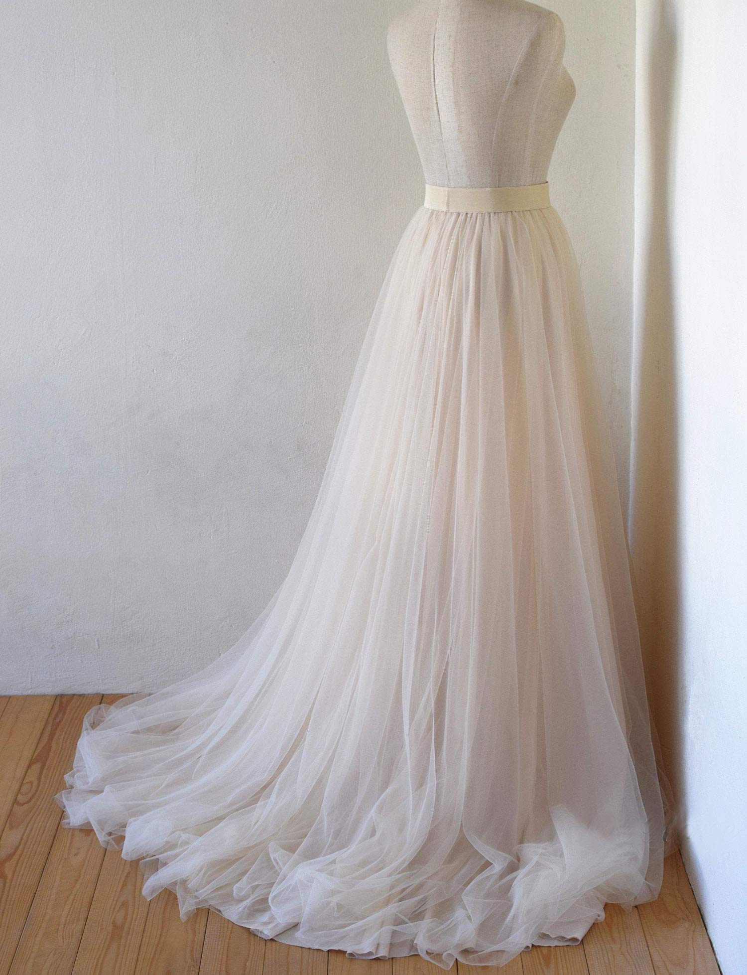 EllieHouse Women's Long Split Tulle Skirt for Prom, Evening Party & Special Occasions - Elegant Floor Length Ball Gown with High Slit - Perfect for Dances, Weddings & Formal Events