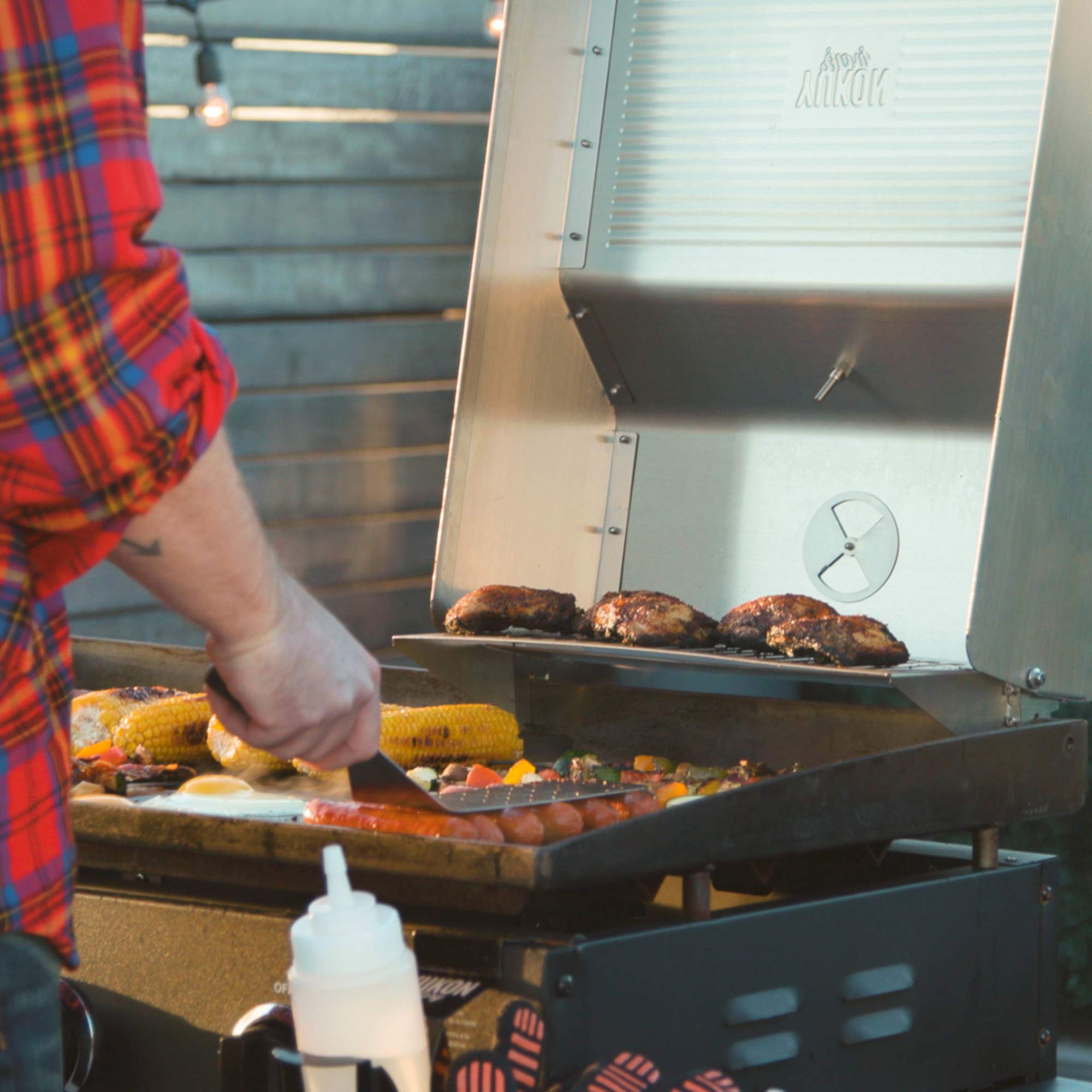 Yukon Glory Griddle Hood for Blackstone® 36