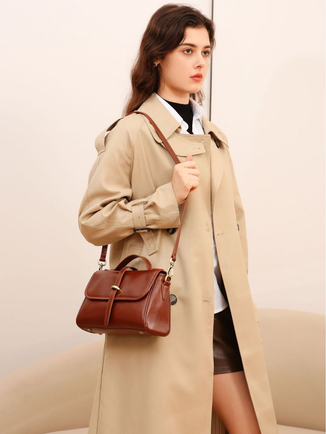 Stylish Modern Flap Crossbody Satchel for Women - Fashionable Shoulder Bag with Adjustable Strap - Perfect for Work, Travel & Everyday Use