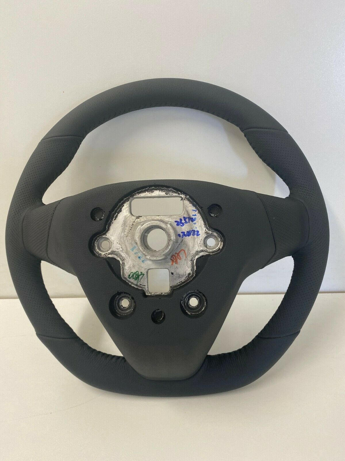 Genuine Holden VF Commodore SSV GTS Black Leather Steering Wheel - Premium Replacement for Enhanced Driving Comfort & Style - Perfect for Commodore Upgrades & Car Interior Customization
