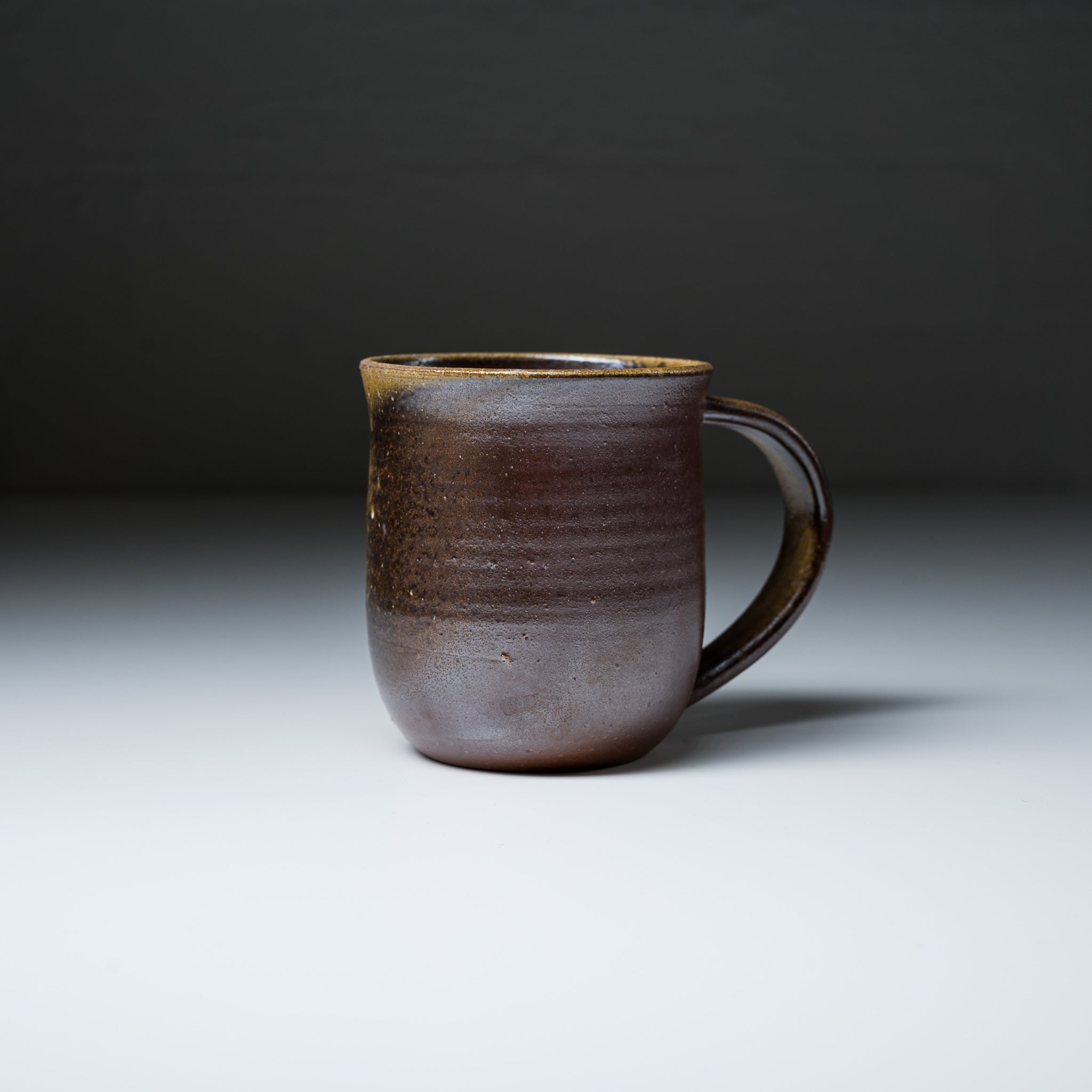 Bizen Pottery Large Mug Cup - Handcrafted Japanese Ceramic Coffee Cup with Goma Glaze - Perfect for Home, Office, and Tea Ceremonies