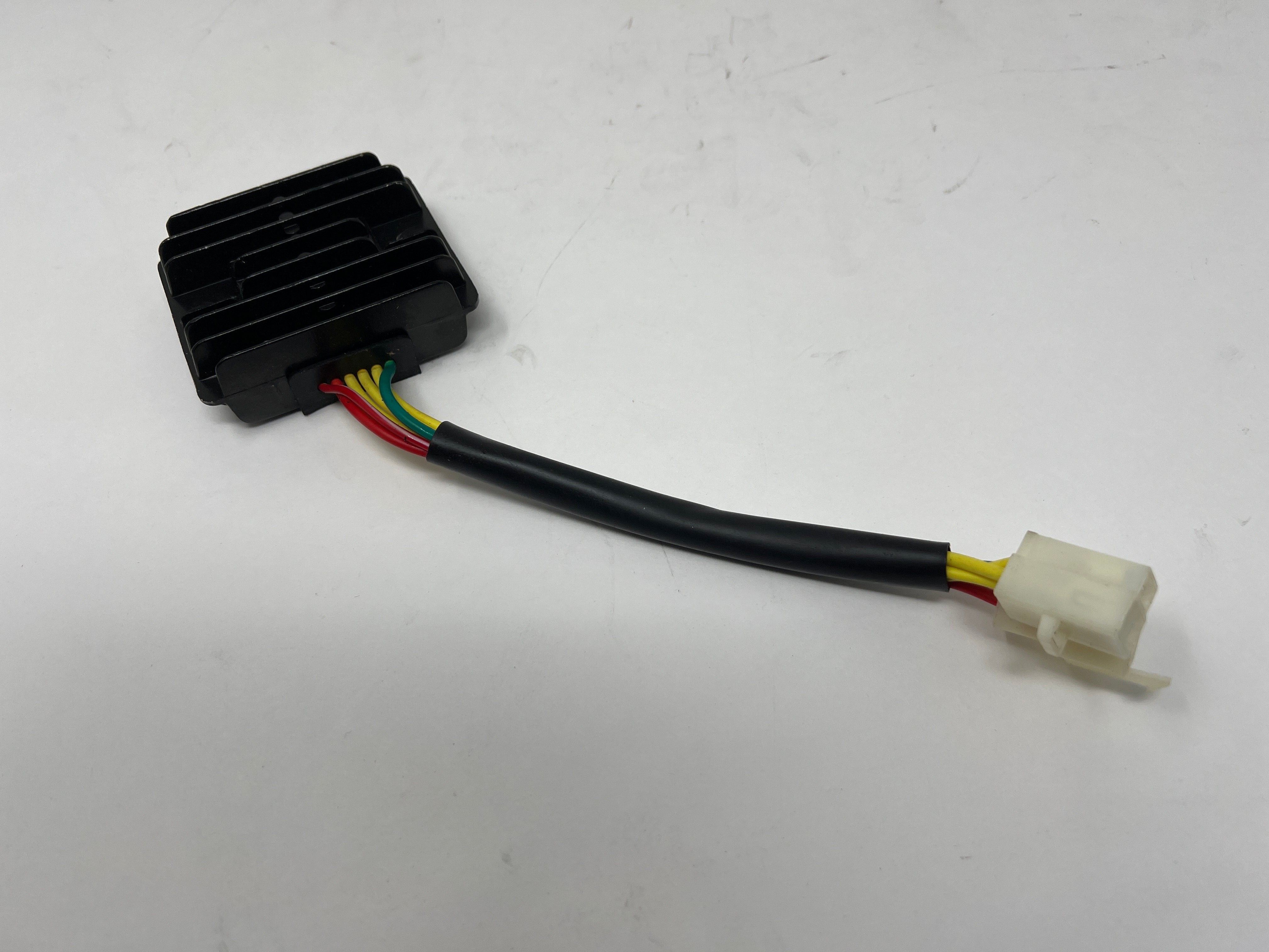 X22R MAX 250cc Motorcycle Voltage Regulator Rectifier (H6 70132) - Compatible with Dirt Bikes, ATVs & Off-Road Vehicles for Smooth Electrical Performance