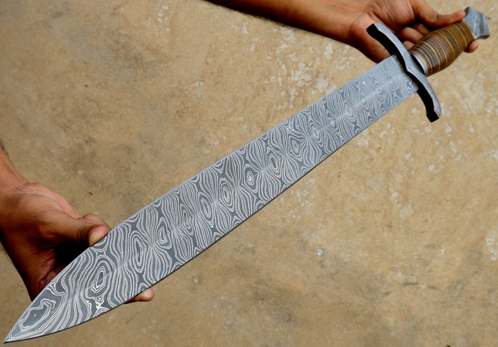 Handmade Damascus Steel Custom Sword - Gladius, Dagger & Battle-Ready Blades for Collectors, Cosplay & Medieval Reenactment