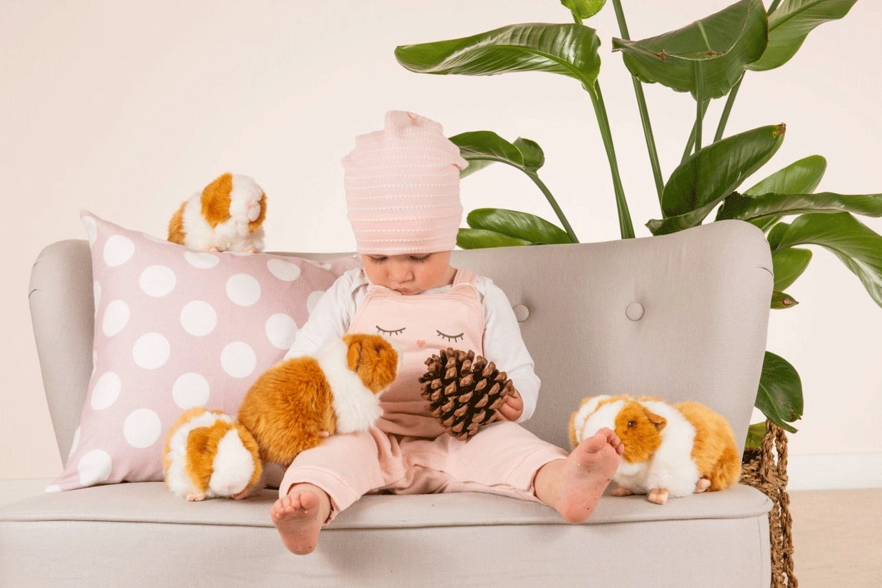 Premium Plush Gold & White Guinea Pig Stuffed Animal - Soft & Cuddly Teddy Hermann Collectible Toy for Kids & Adults | Perfect Gift for Pet Lovers, Birthday & Home Decor