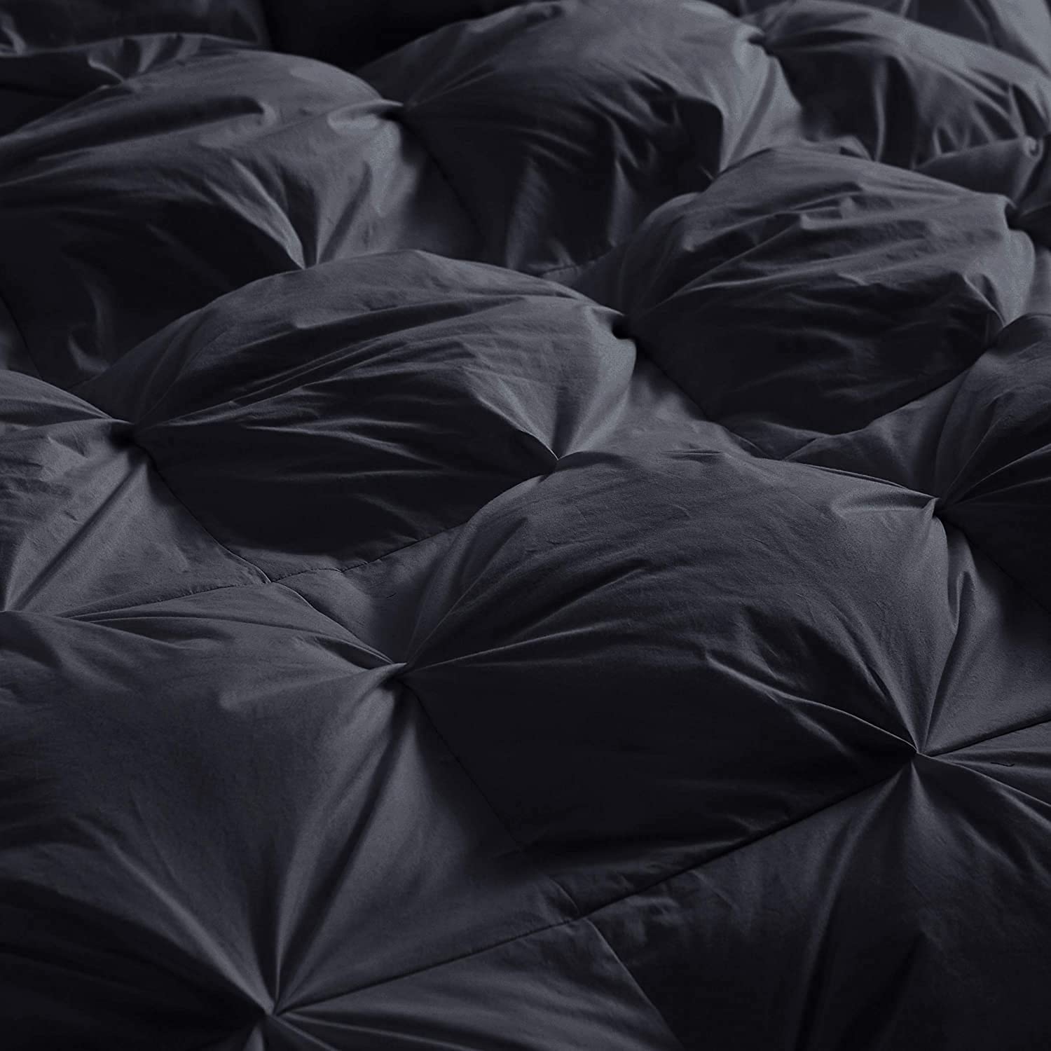 Premium All-Season Goose Down Alternative Comforter - Twin Size Duvet Insert with Baffle Box Construction | Hypoallergenic Polyester Fiber Fill | 100% Egyptian Cotton Cover | 50oz Fill Weight | Pinch Pleat Design (Black) - Perfect for Master Bedrooms, Guest Rooms & Cozy Winter Nights
