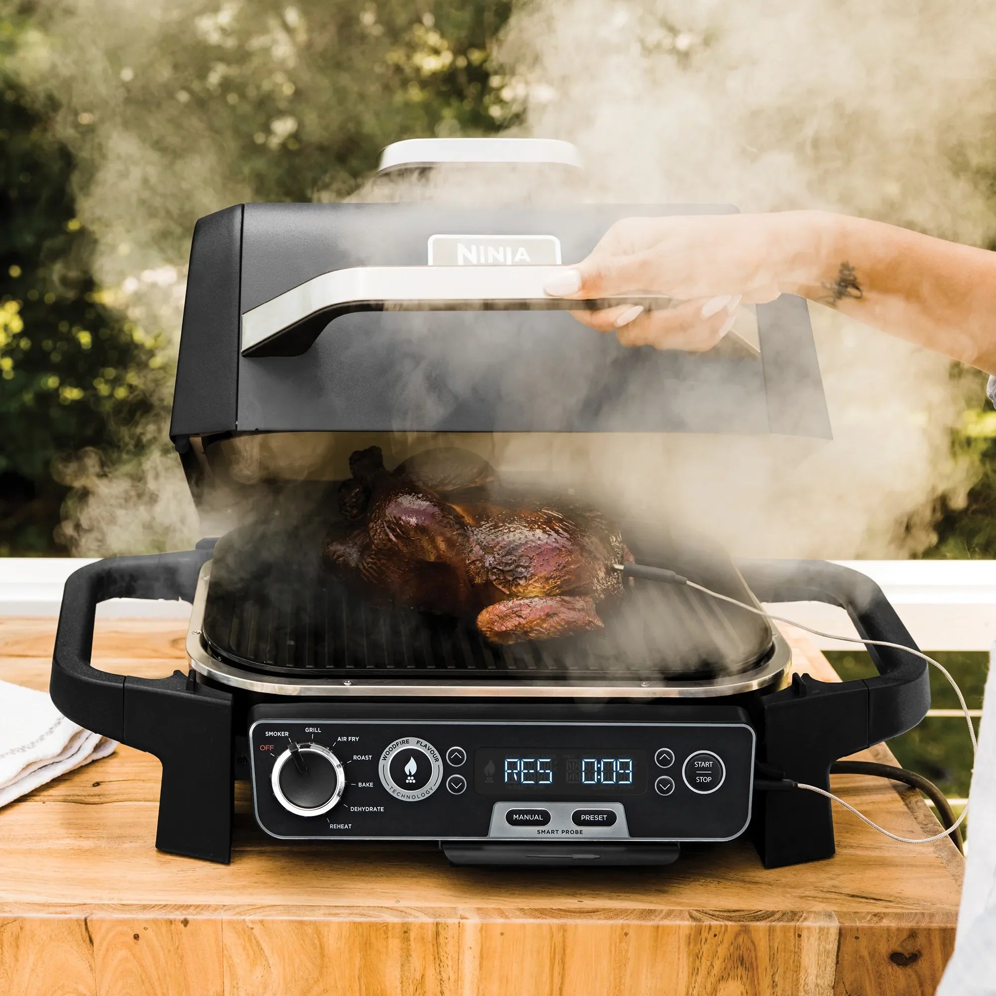 Ninja Woodfire Electric BBQ Grill & Smoker - Outdoor Cooking & Backyard Grilling for Steak, Chicken, Ribs & Vegetables | Perfect for Patio, Camping & Tailgating