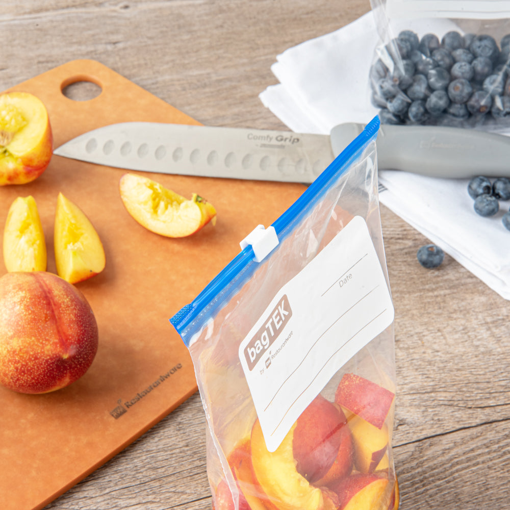 BPA-Free 1 Quart Clear Plastic Freezer Bags with Expandable Bottom & Write-On Label - 25 Count Box (6