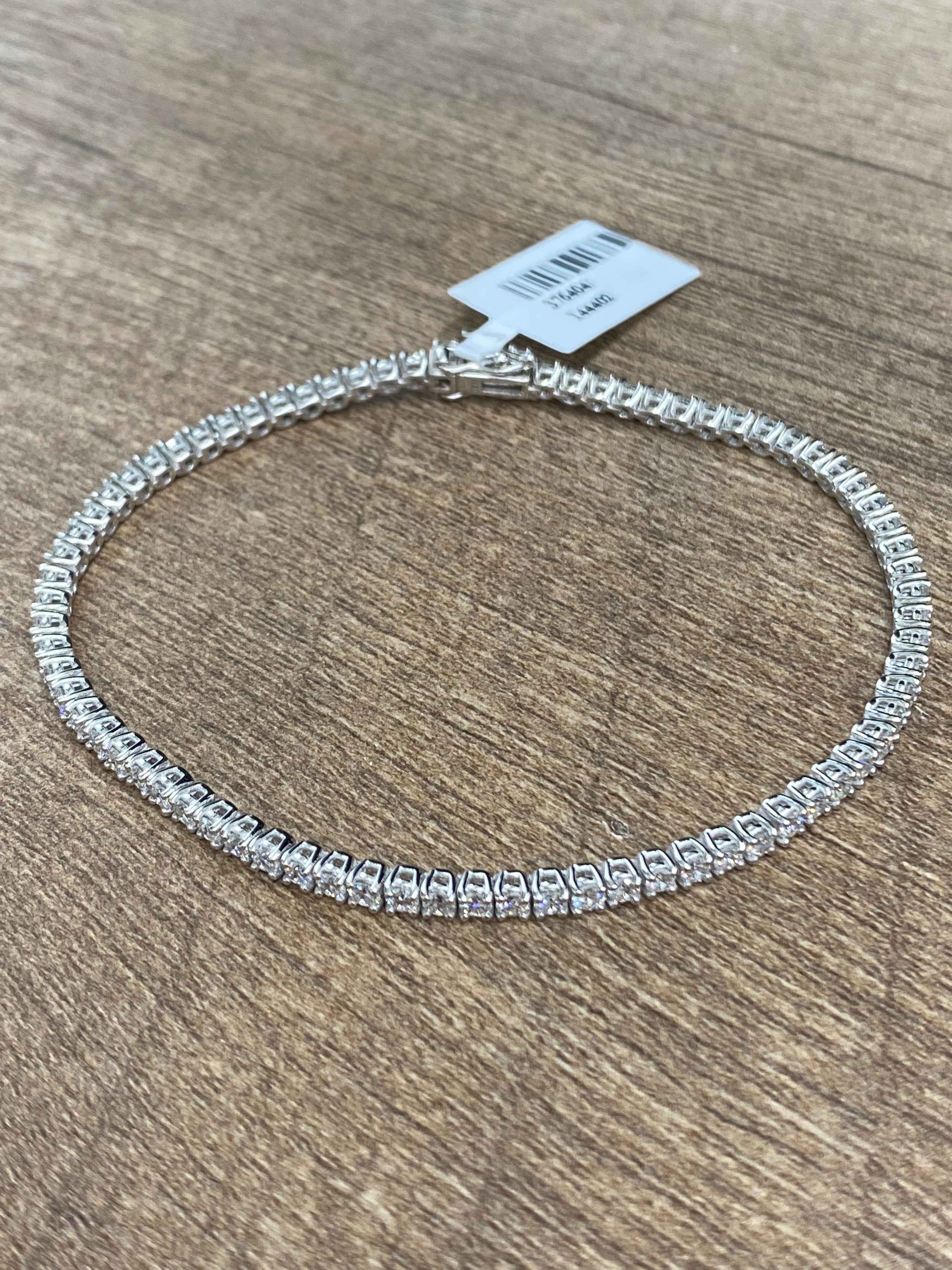 3.25 CT Lab-Created Tennis Bracelet for Women - Durable Cubic Zirconia & Sterling Silver - Perfect for Weddings, Parties & Everyday Elegance