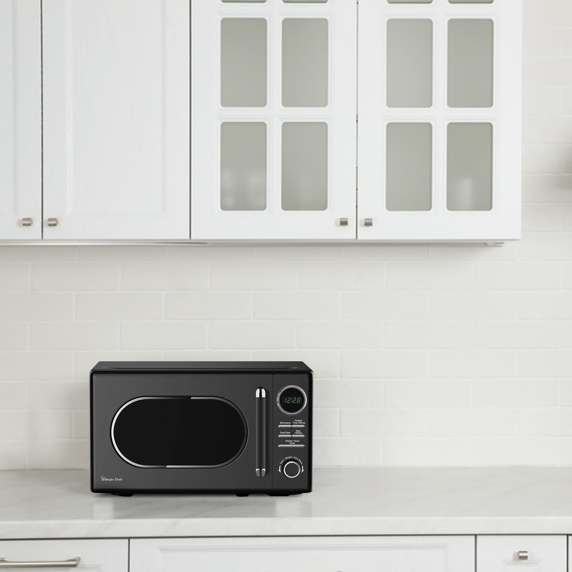 Magic Chef Countertop Microwave Oven - 0.7 Cu Ft Compact Retro Microwave with Classic Design in Black - Perfect for Small Kitchens, Dorms & Office Spaces