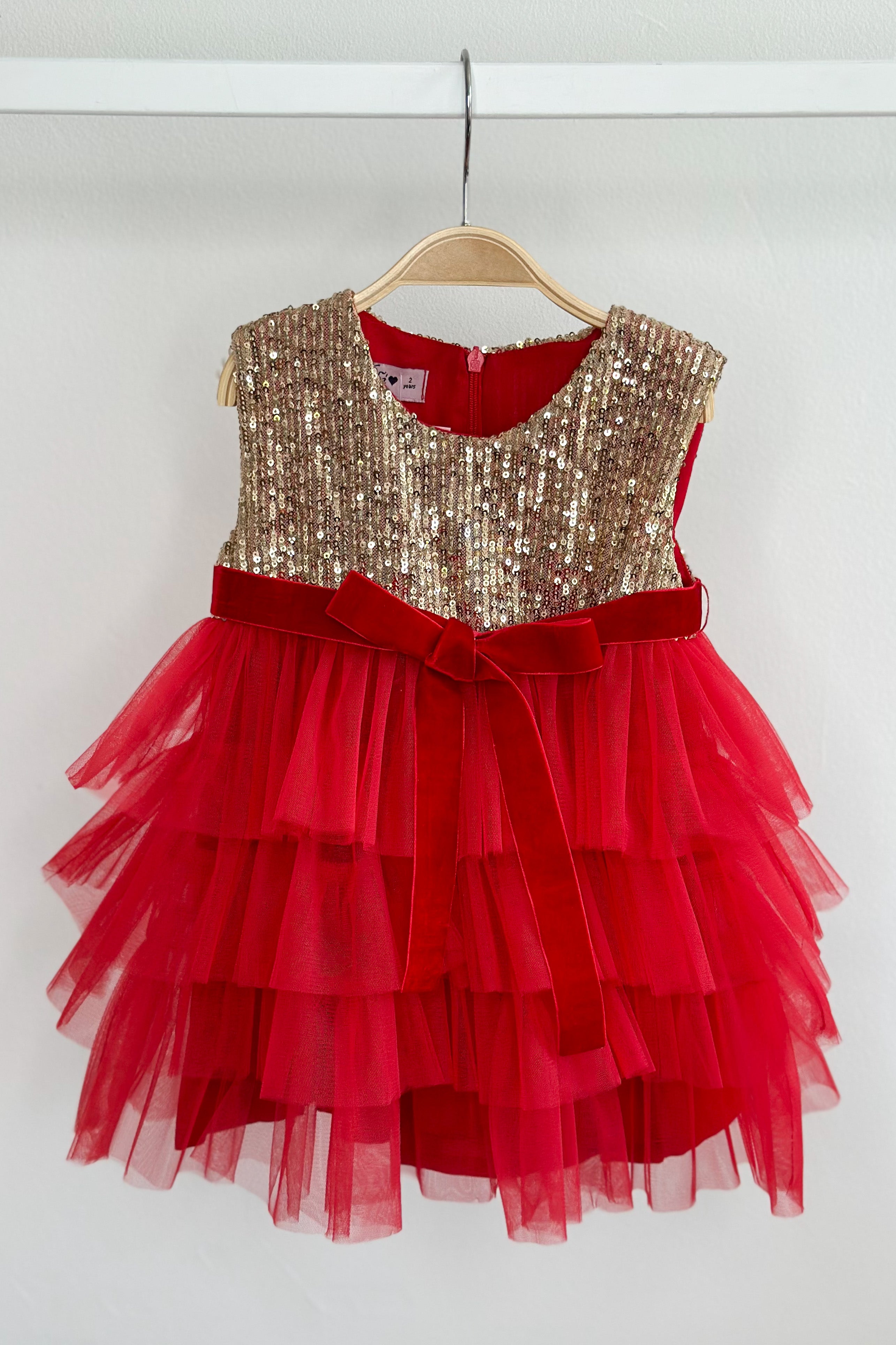 Eve Gold Sequin Red Tulle Dress for Women - Elegant Party Gown with Sparkling Sequins - Perfect for Prom, Evening Gala, Wedding Guest & Special Occasions