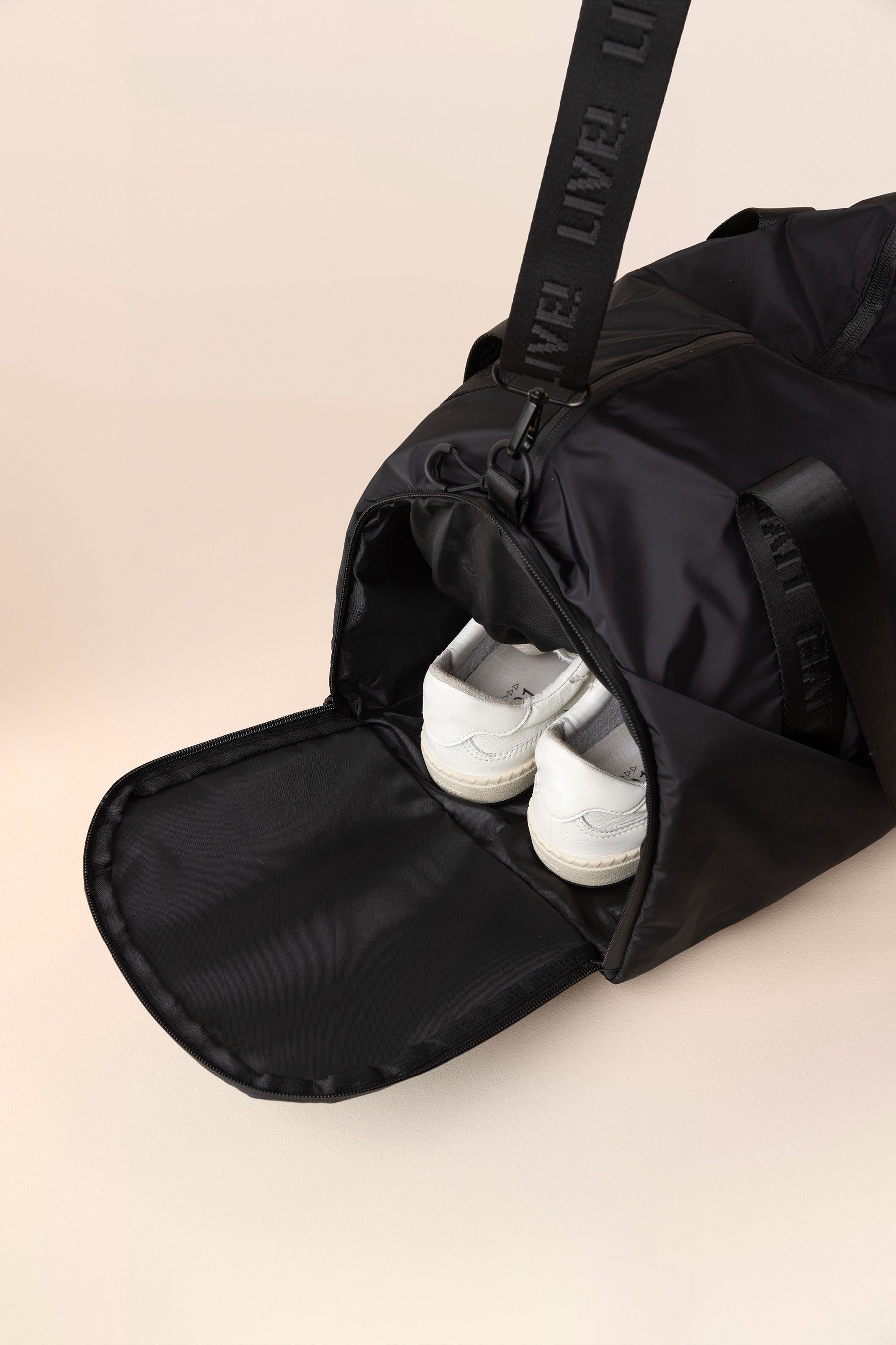 Travel Backpack 457105 - Lightweight Durable Carry-On Bag for Hiking, Camping & Airplane Travel