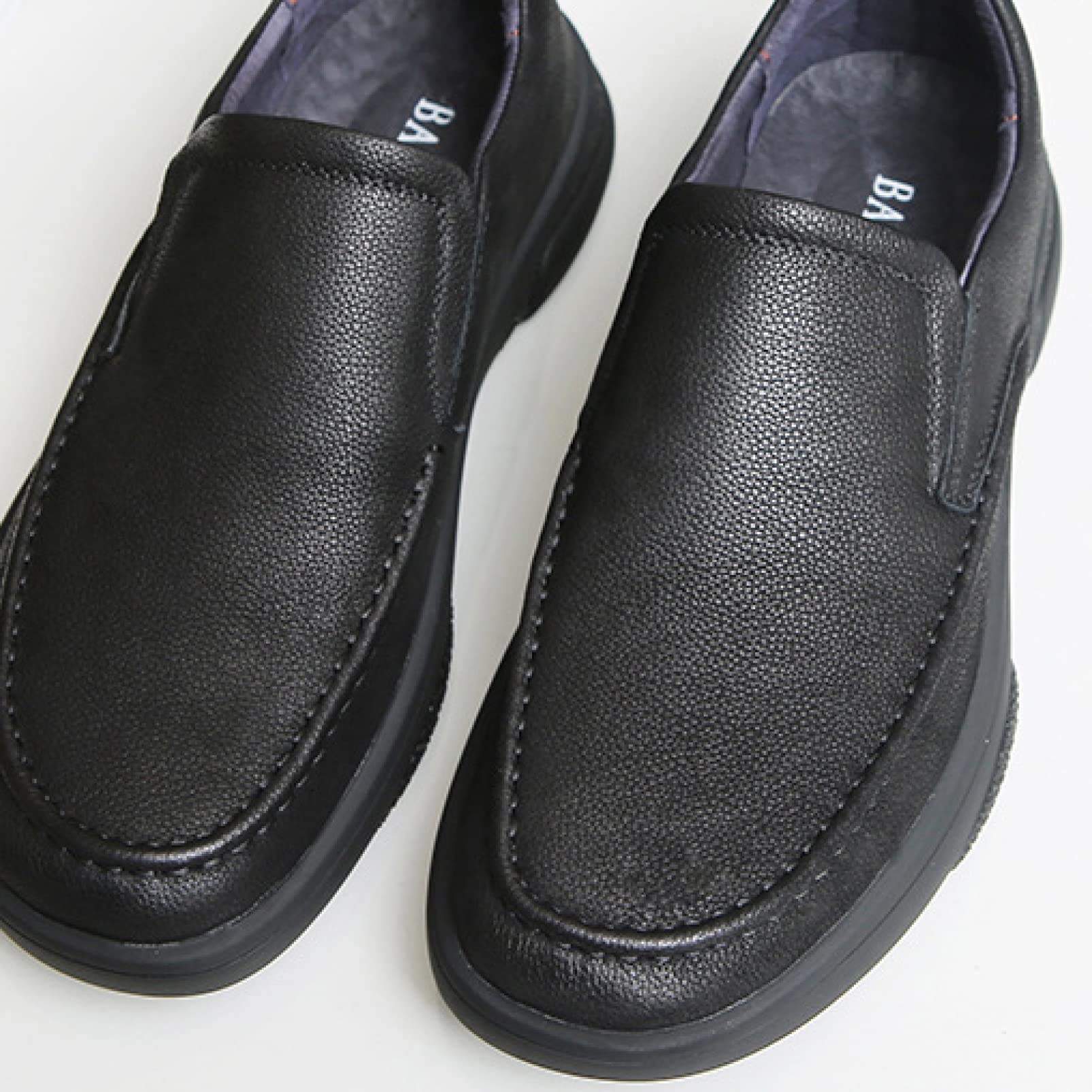 Hoxekle Men's Slip On Loafers - Comfortable Leather Boat Shoes for Men, Lightweight & Breathable Casual Flats - Perfect for Outdoor Walking, Travel & Daily Wear