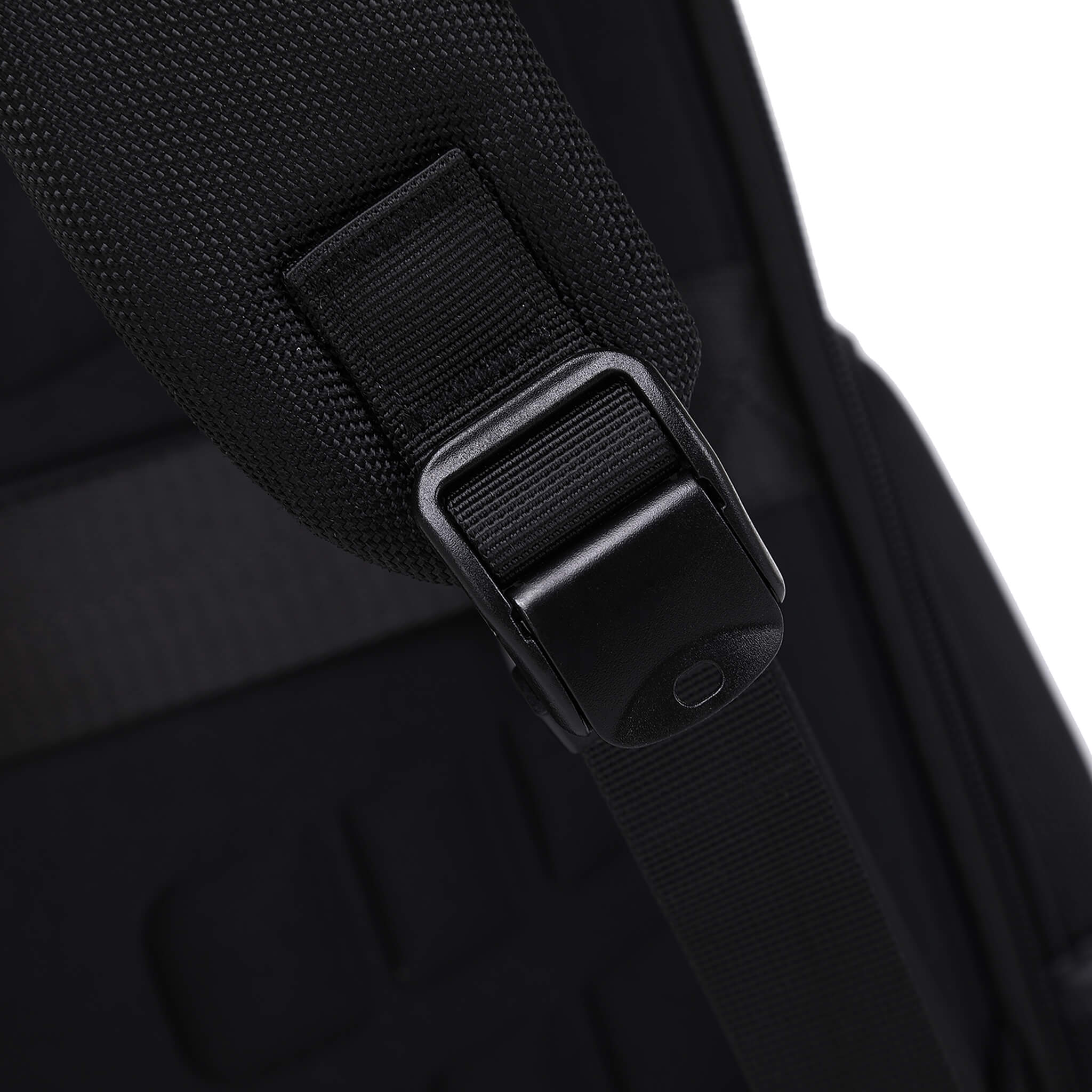TPB004 Troop London Urban Slim Laptop Backpack - Waterproof 15.6 Inch Business Backpack for Men & Women, Lightweight College School Backpack with USB Charging Port - Perfect for Work, Travel & Daily Commute