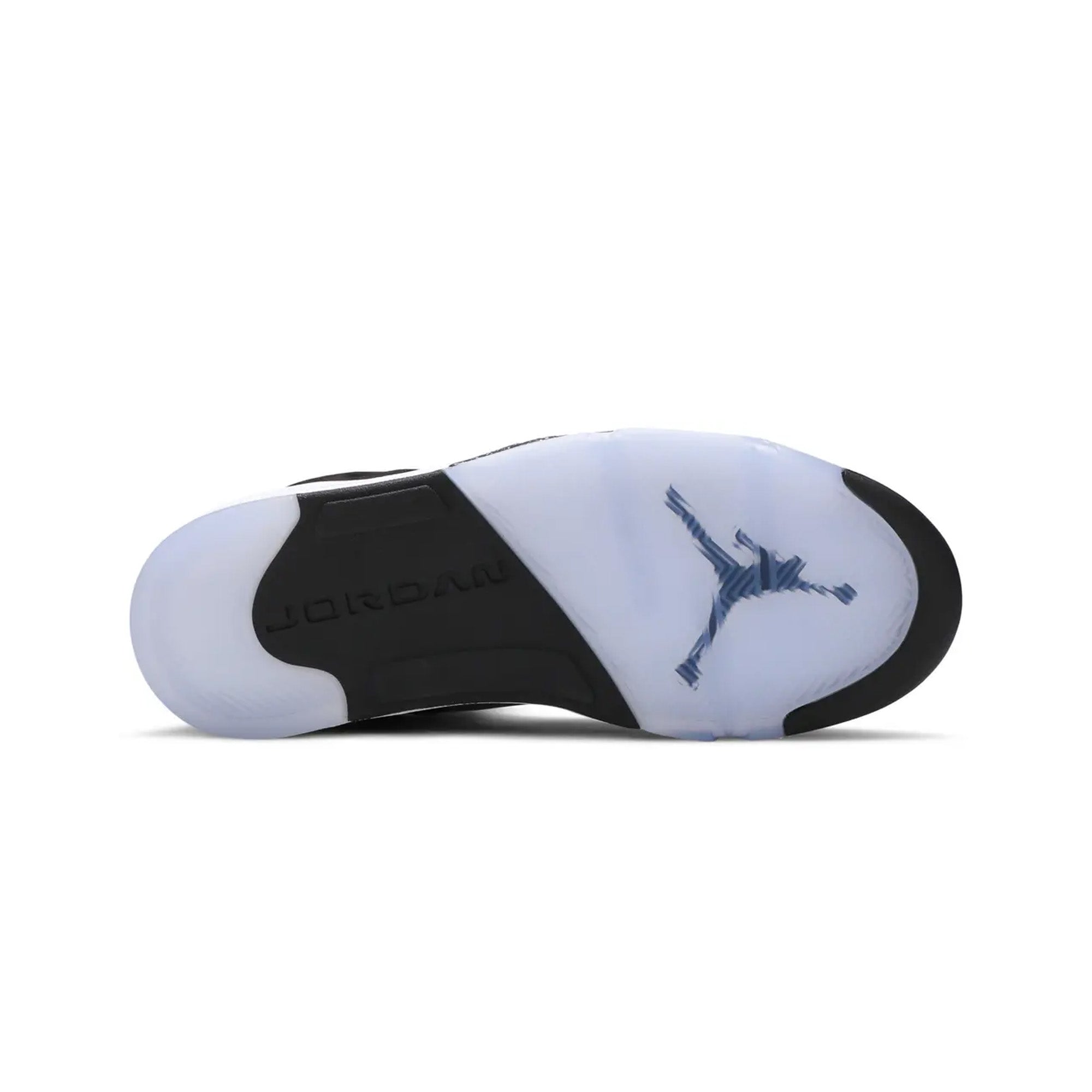 Air Jordan 5 'Oreo' Retro 2021 - Men's Basketball Shoes - Black & White Sneakers for Casual Wear & Street Style