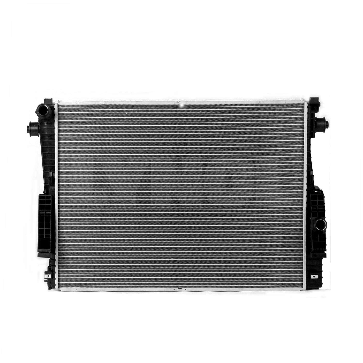 High-Performance Aluminum Radiator for Ford F-250/F-350/F-450 Super Duty Trucks - Heavy-Duty Cooling Solution for Towing & Off-Road Adventures