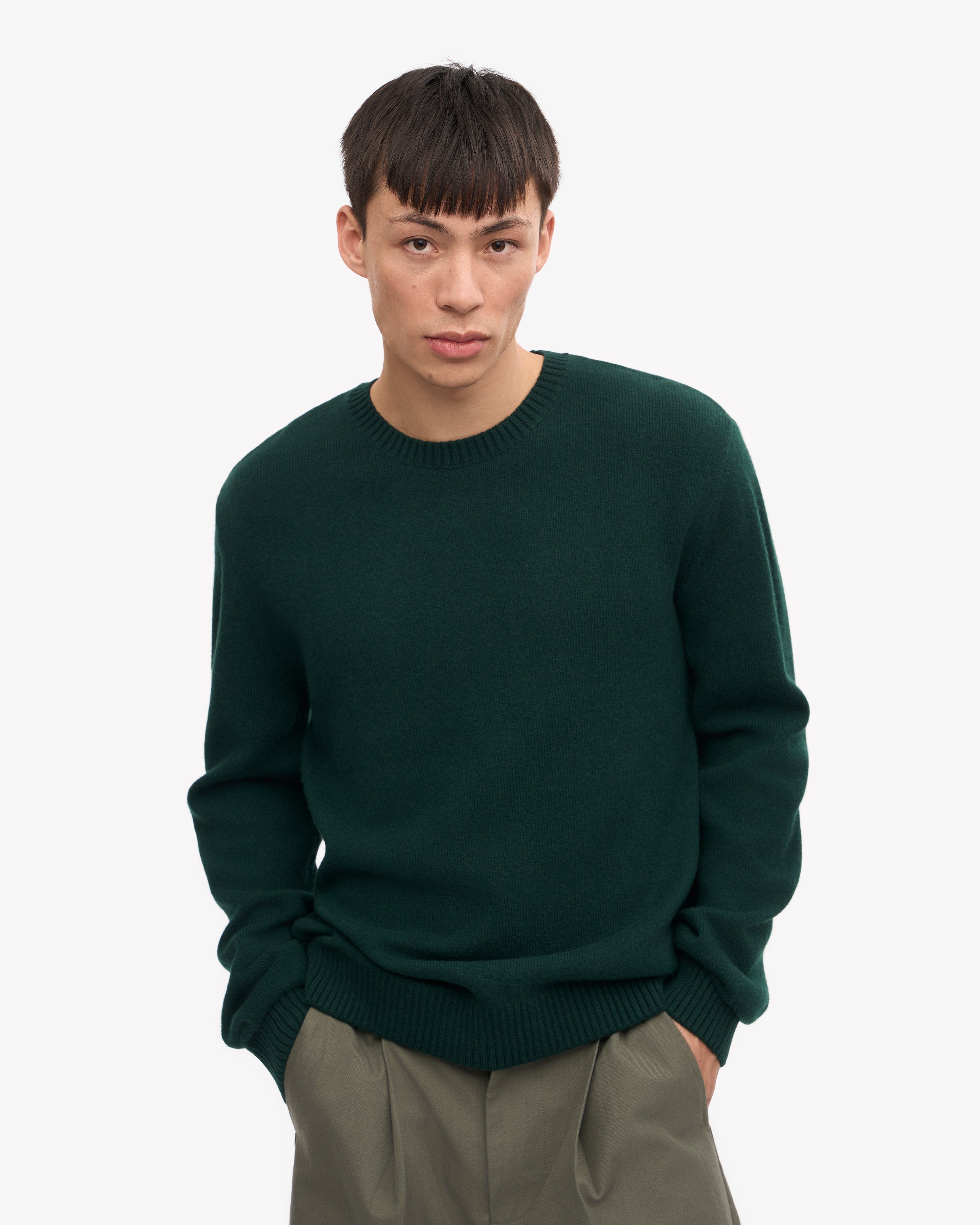 Premium Classic Merino Wool Crew Neck Sweater - Soft & Warm Emerald Green Pullover for Men & Women | Perfect for Winter, Fall & Casual Outfits
