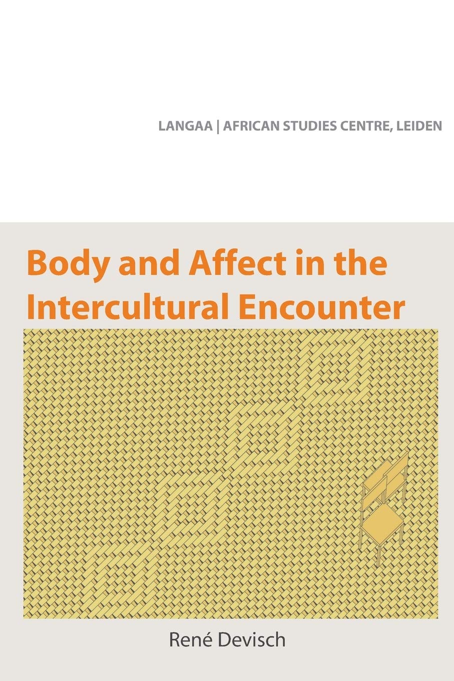 Body Language and Emotional Impact in Intercultural Communication - Essential Guide for Global Business & Travel Interactions
