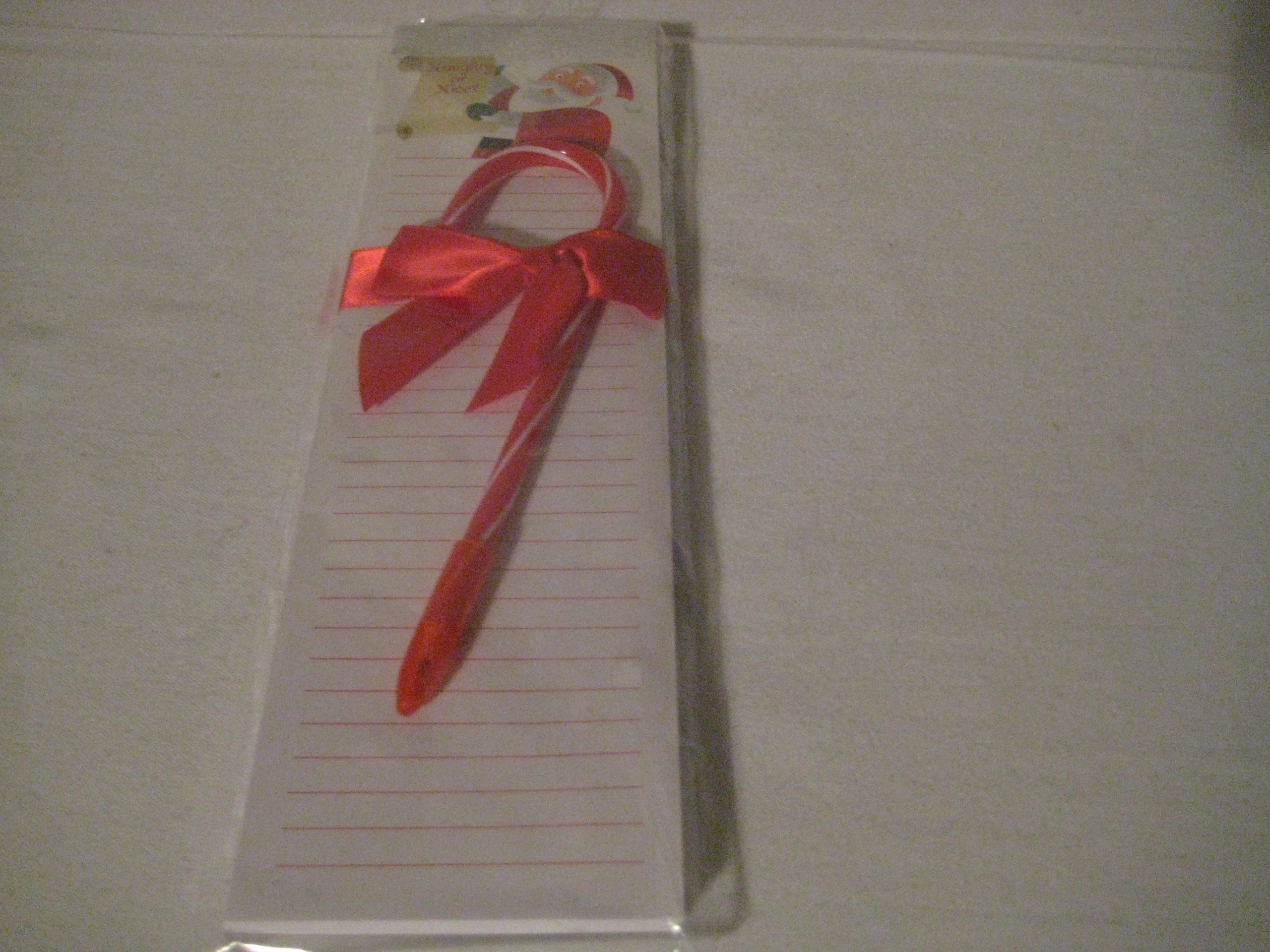 Magnetic Notepad with Candy Cane Pen - Refillable Memo Pad & Holiday Writing Gift Set for Office, School, Home Use (Christmas, Stocking Stuffer, Whiteboard Notes)