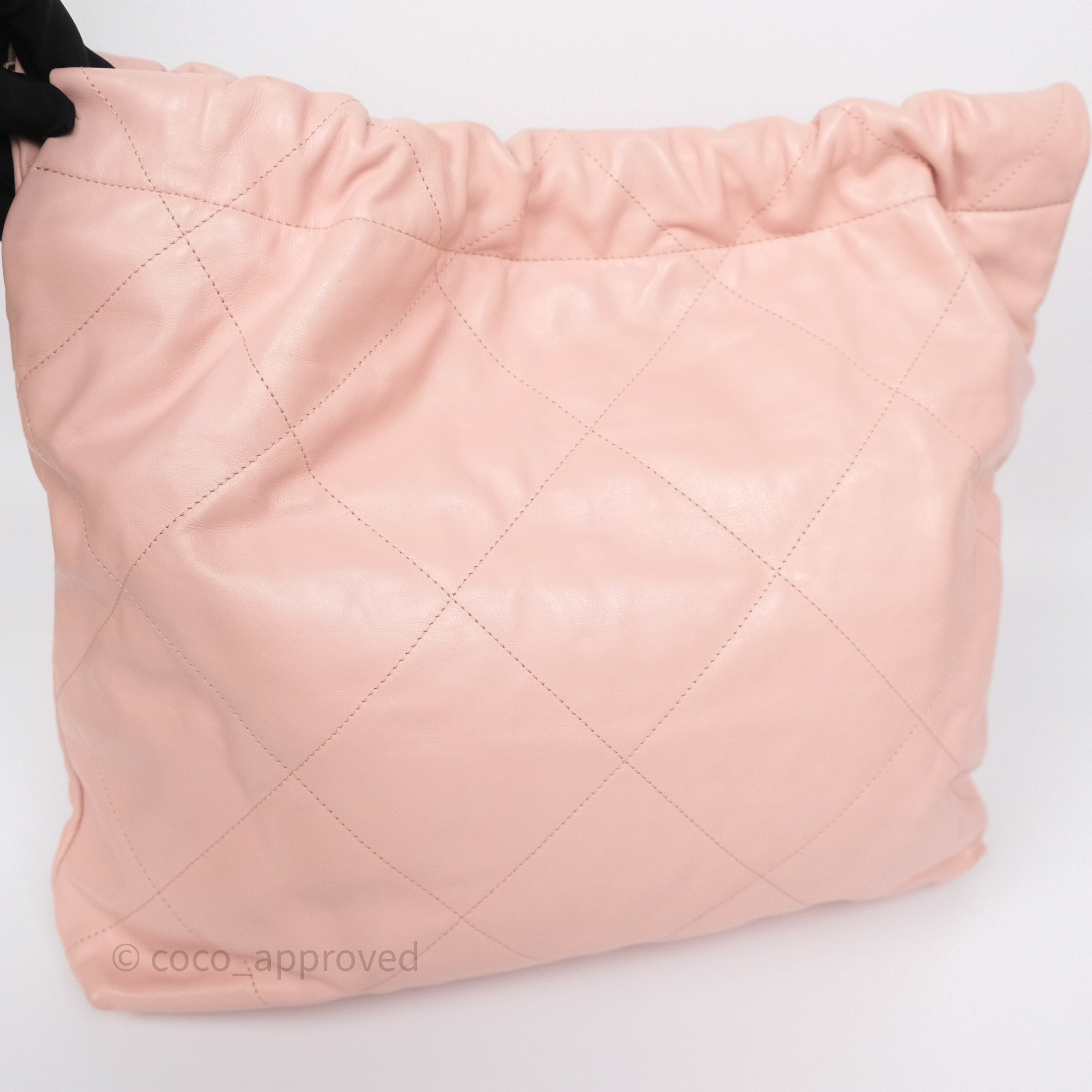 Chanel 22 Medium Handbag in Pink Crumpled Calfskin with Aged Gold Hardware - Luxury Crossbody Bag for Women, Perfect for Date Night & Special Occasions