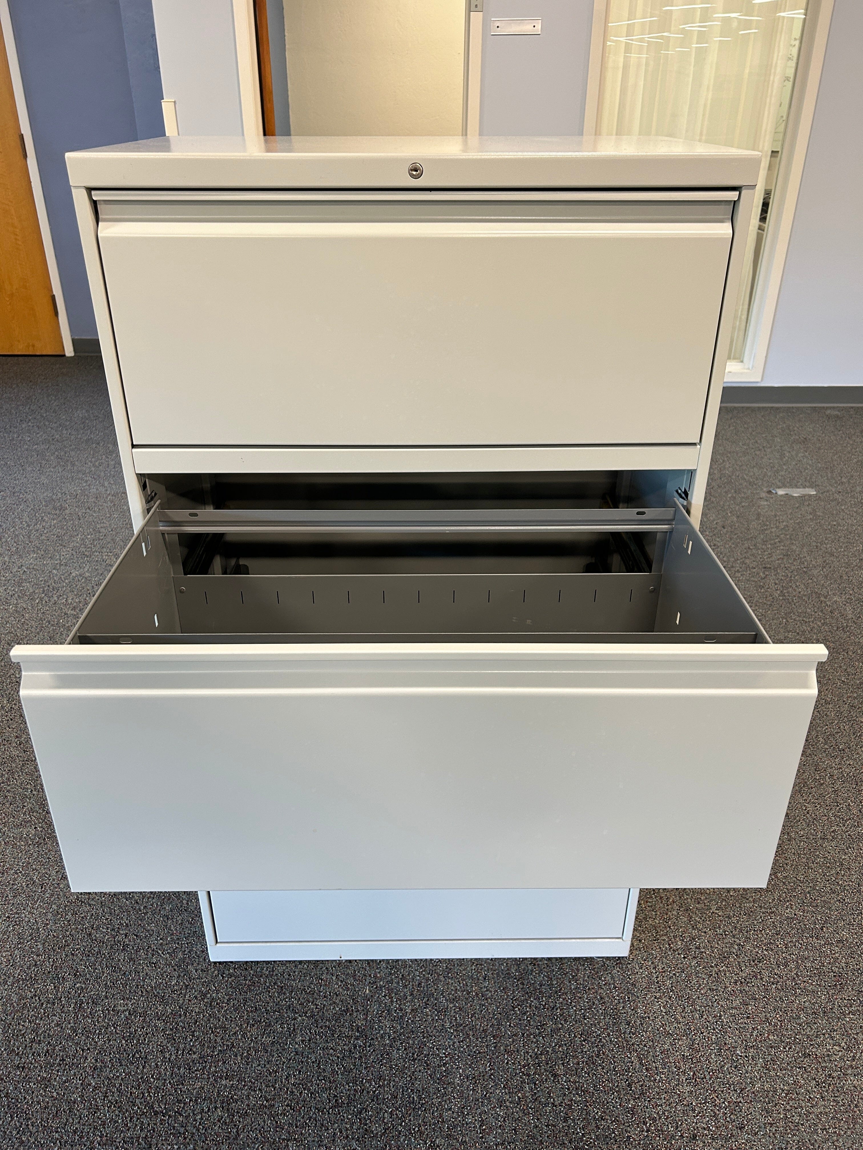 High-Quality Used Hon Lateral File Cabinets - Durable Office Storage Solution for Home & Business Organization