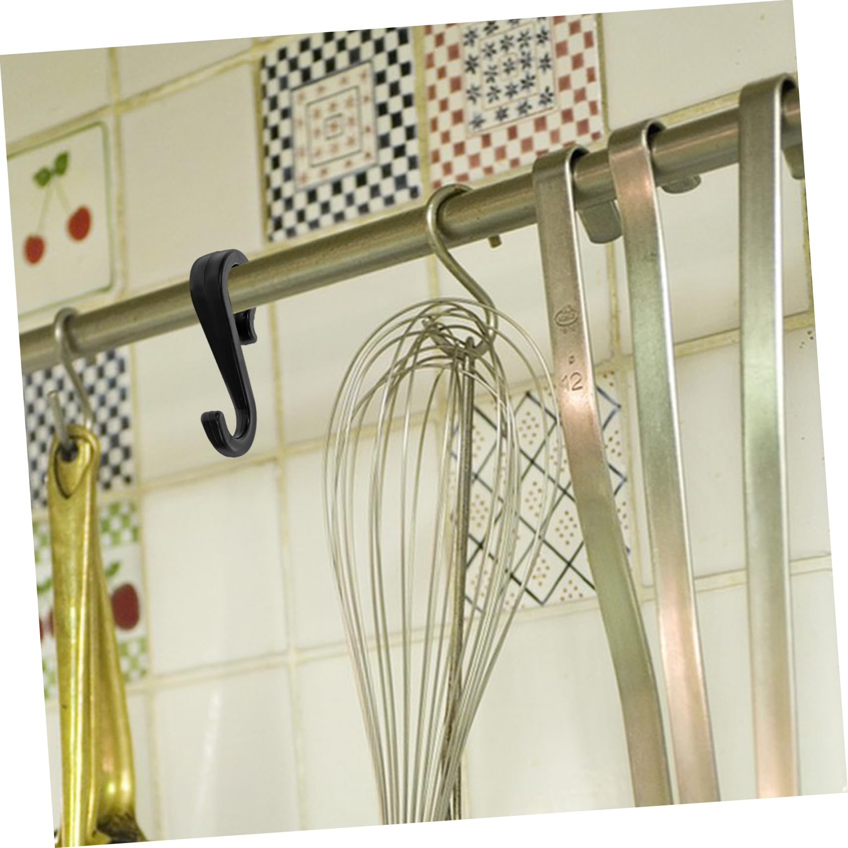 Hoement 24-Piece No Punching Wall Hooks - Multipurpose Adhesive Hooks for Closet, Picture Hanging, Plant Hooks, Plastic Wall Hooks - Perfect for Home Organization, Dorm Rooms & Office Use