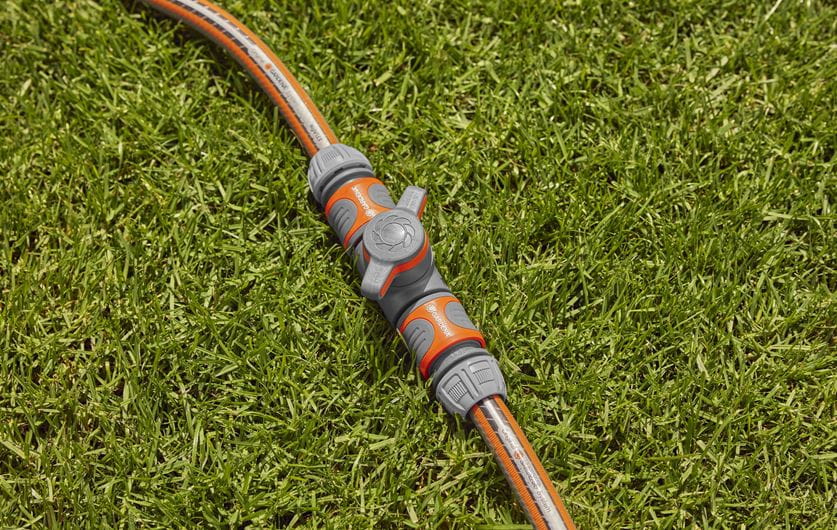 Gardena Coupling with Flow Control Valve - Durable Garden Hose Connector for Efficient Water Flow Control - Perfect for Lawn Irrigation, Gardening, and Outdoor Watering Systems