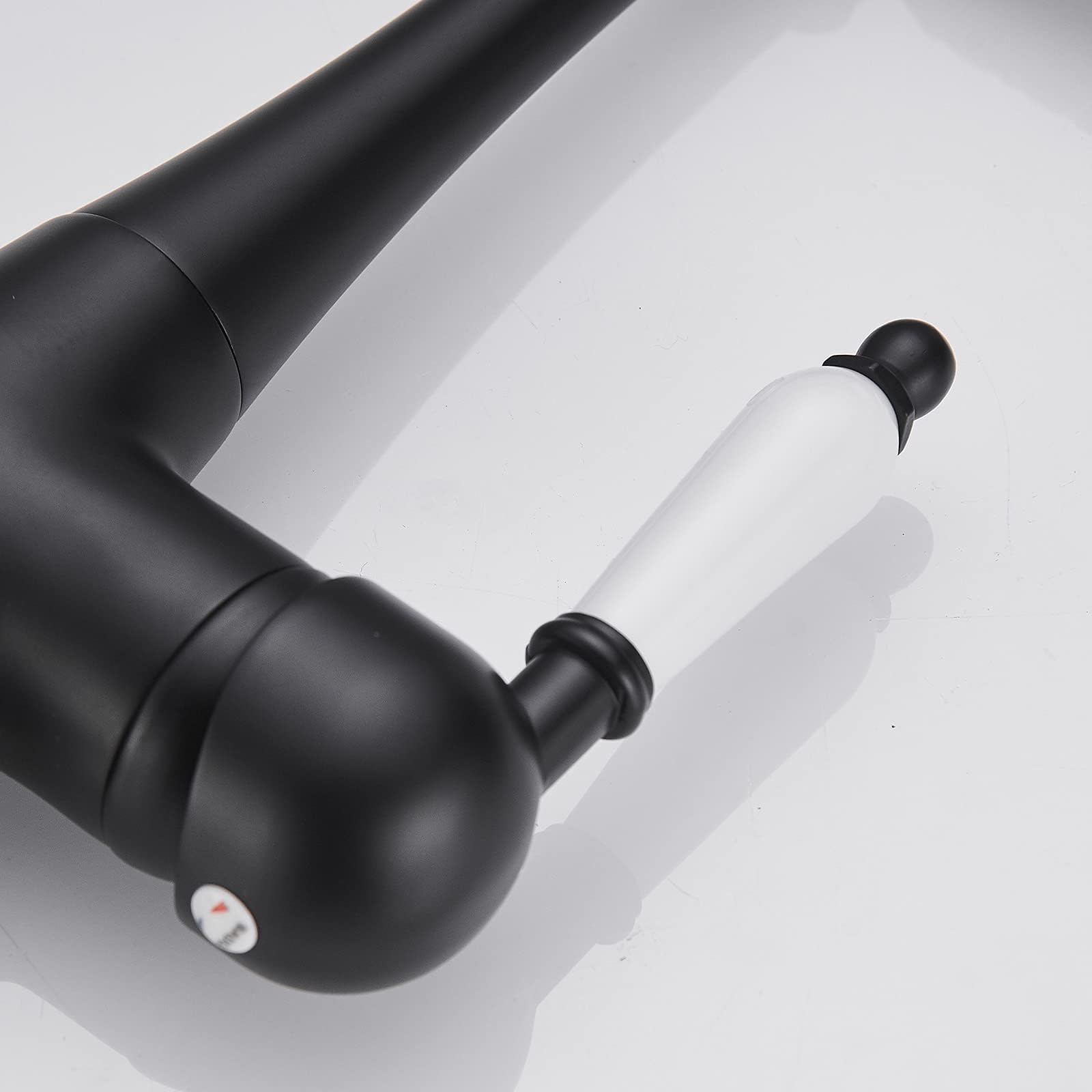 Matte Black Single Hole Kitchen Sink Faucet with Ceramic Lever - 360° Swivel Mixer Tap for Wet Bar & Traditional Sinks | Perfect for Modern Kitchens, Bars & Utility Rooms
