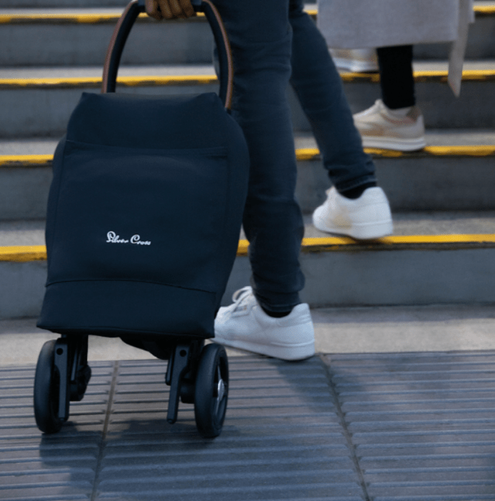 Silver Cross Jet 3 Lightweight Stroller - Compact Travel Stroller for Airplanes & Everyday Use | Perfect for Newborns to Toddlers | Easy Fold & Carry | Ideal for Travel, Shopping & City Walks