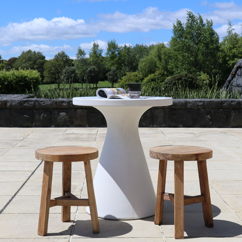 White Concrete Pedestal Outdoor Table - Patio Dining, Garden Decor, Backyard Furniture for Outdoor Entertaining