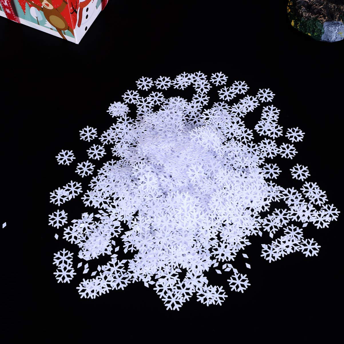 1200 Pcs Snowflake Ornaments - White Sequin Table Decor for Christmas, Winter Dinner Party, Wedding & Holiday Dining Room Decoration Supplies
