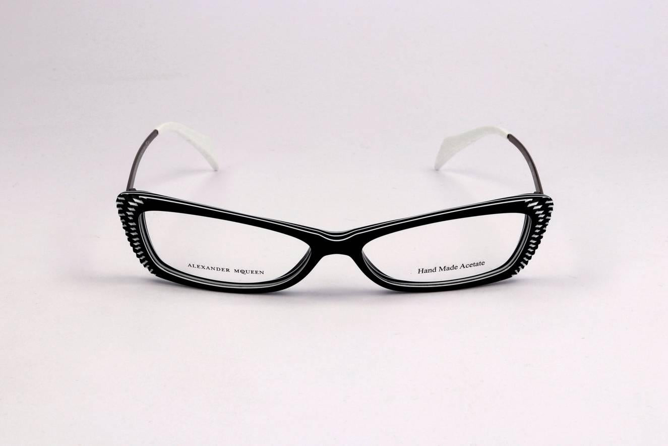 RCH - WHITE BLUE WHITE RUTHENIUM