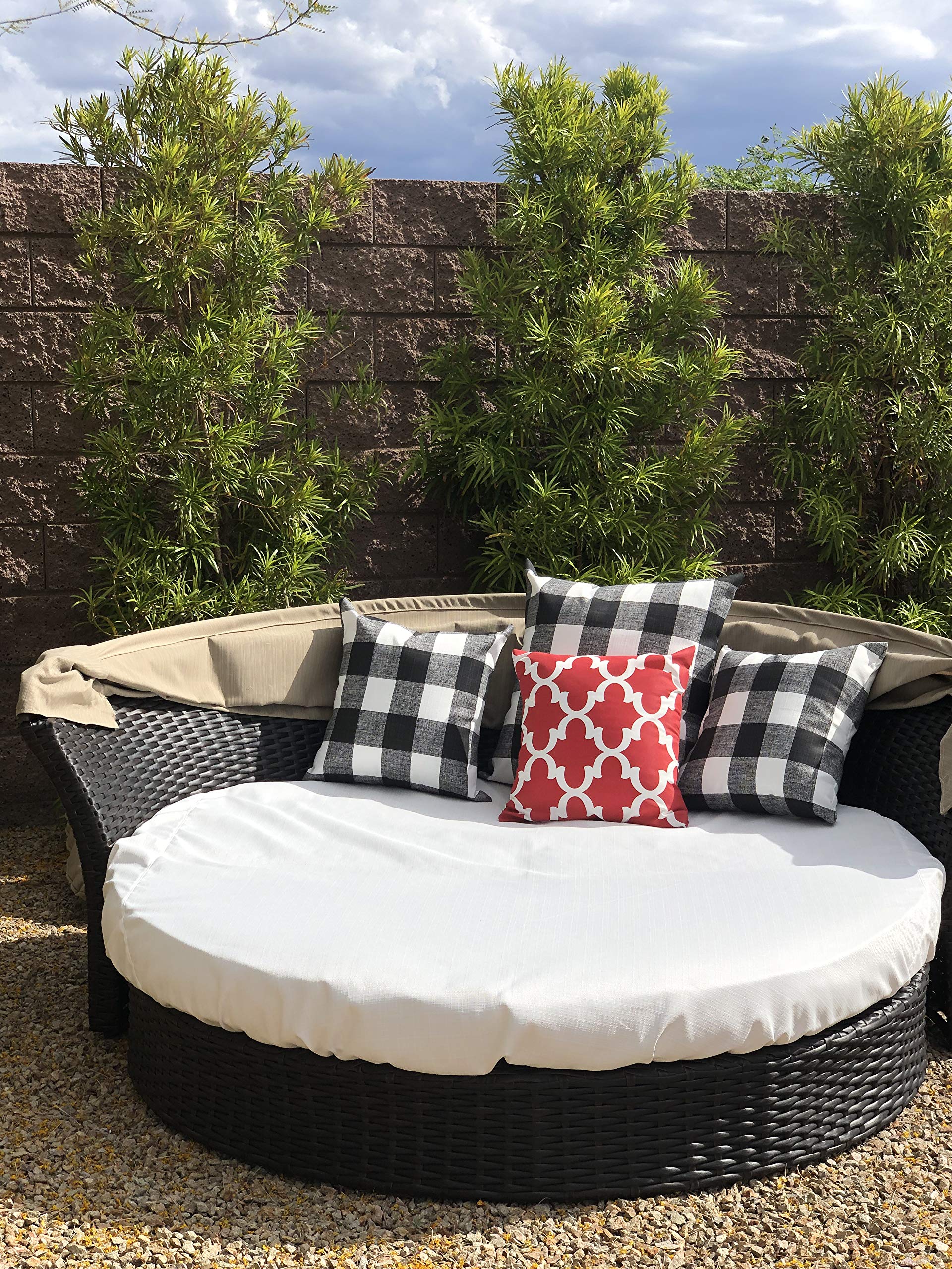 Waterproof Outdoor Round Daybed Cover with Drawstring - UV Resistant, Fade Proof - Perfect for Patio, Garden, Poolside & Backyard Relaxation