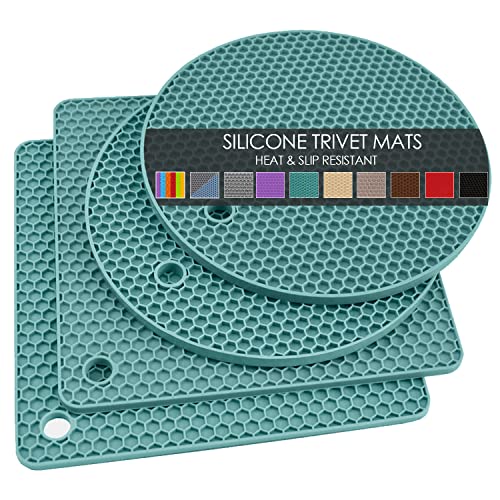 01 Dark Green