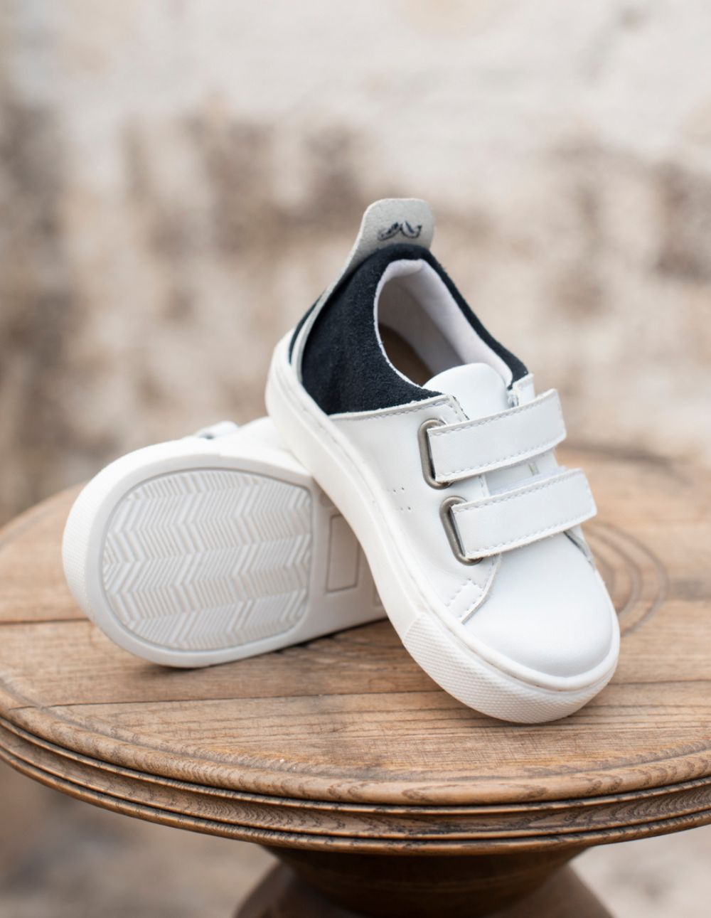 Kids Baskets René - White and Navy Blue Sneakers for Boys & Girls | Perfect for School, Play & Casual Outings