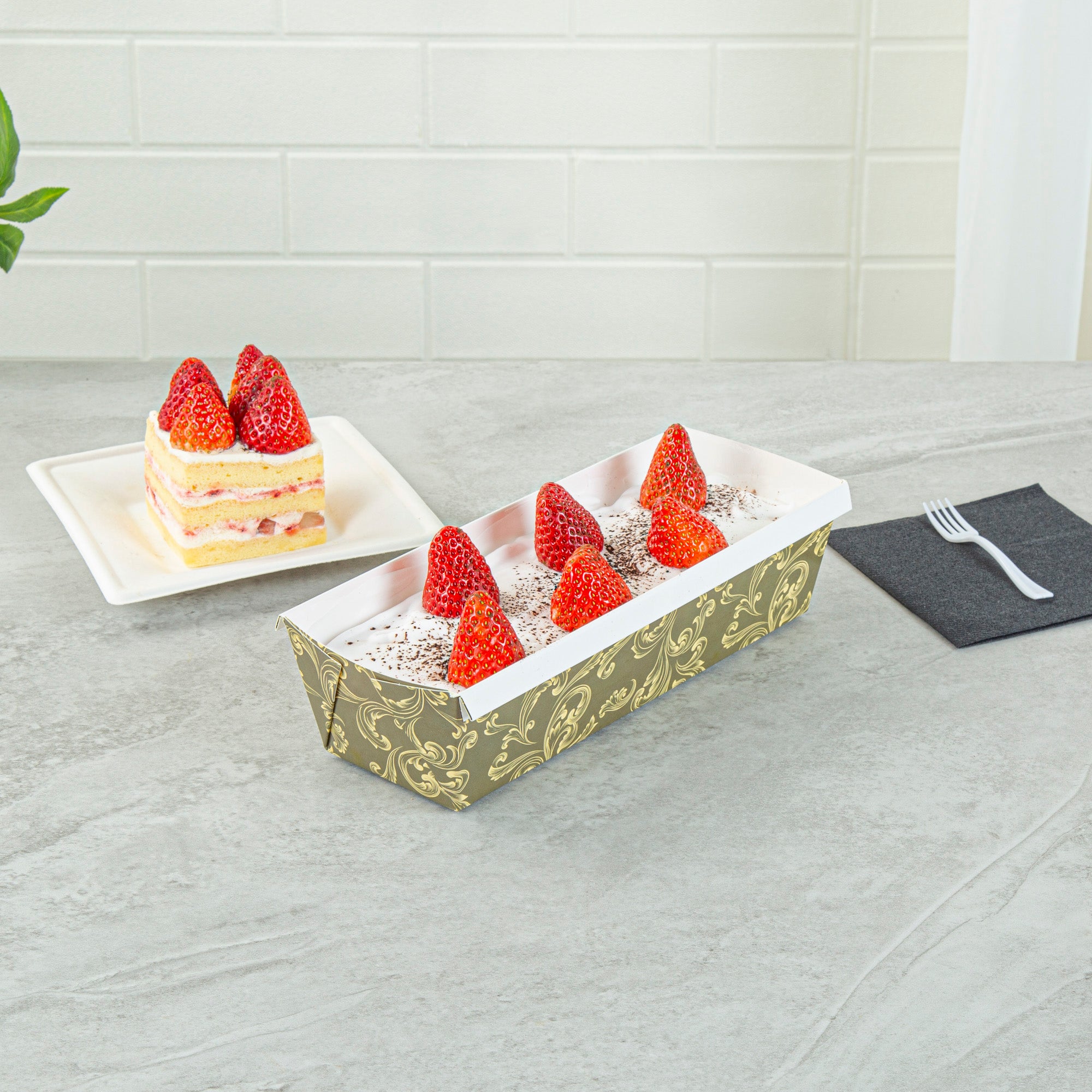 Bake Tek 42 oz Dark Green Vintage Floral Paper Loaf Pans - Greaseproof Baking Molds, 10 x 3.5 x 2.5 Inches (100 Count) - Perfect for Homemade Bread, Cakes & Party Desserts